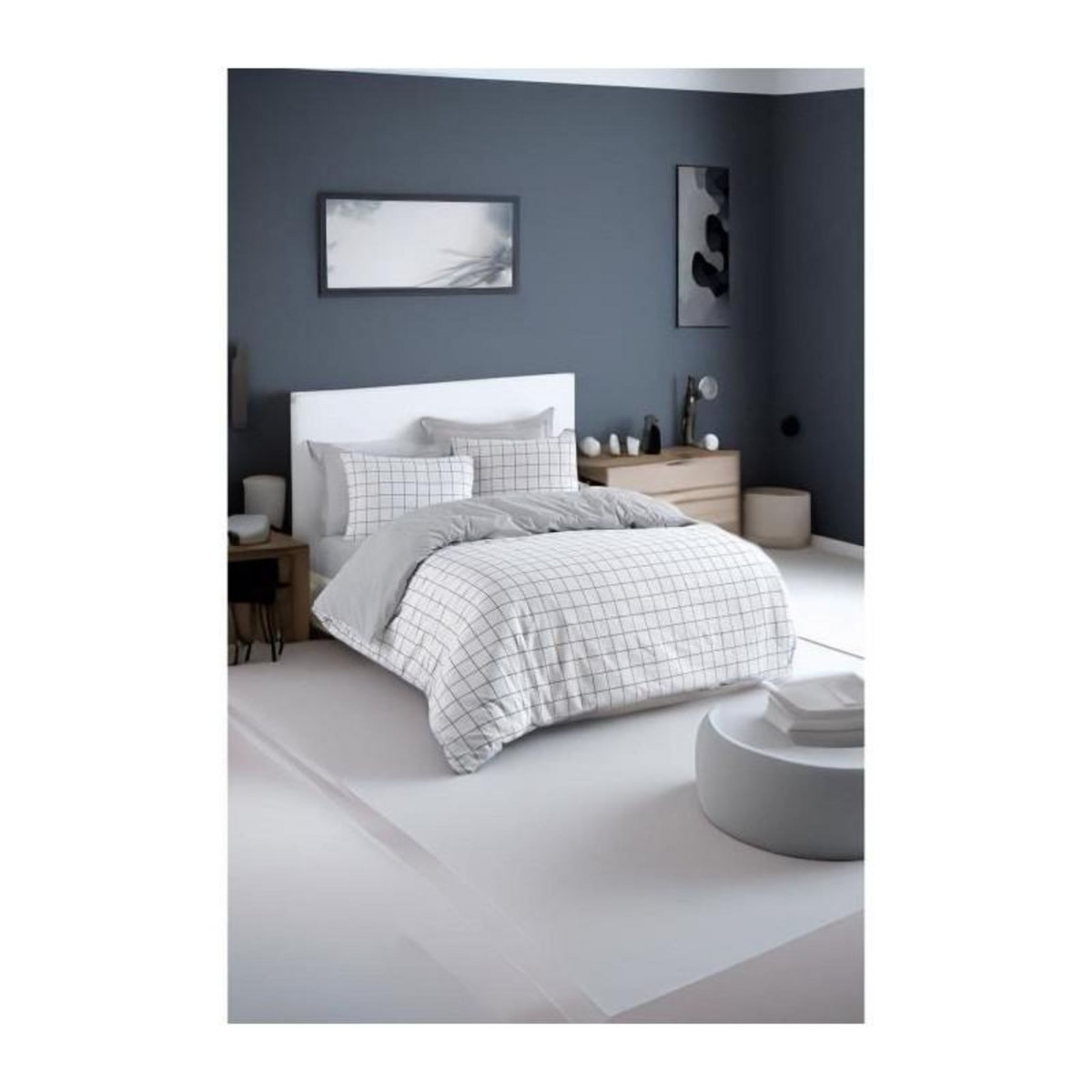 GENERIQUE Parure de lit - 1 housse de couette 220 x 240 cm + 2 taies d'oreiller 60 x 60 cm - 65% coton, 35% polyester - Gris