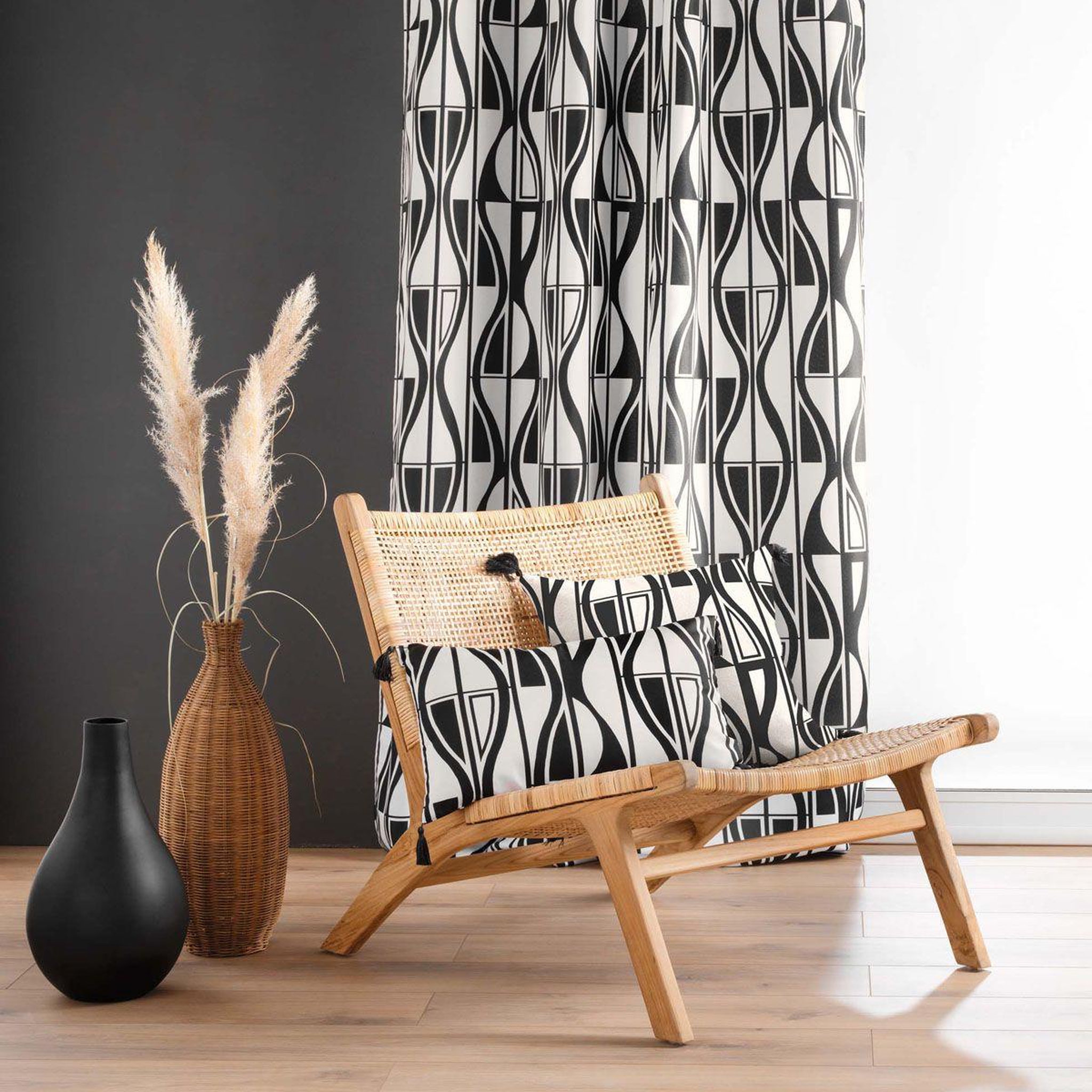 Voir la diapositive 5 : Douceur d'Intérieur Rideau à œillets  ikaris  140x260cm noir & blanc