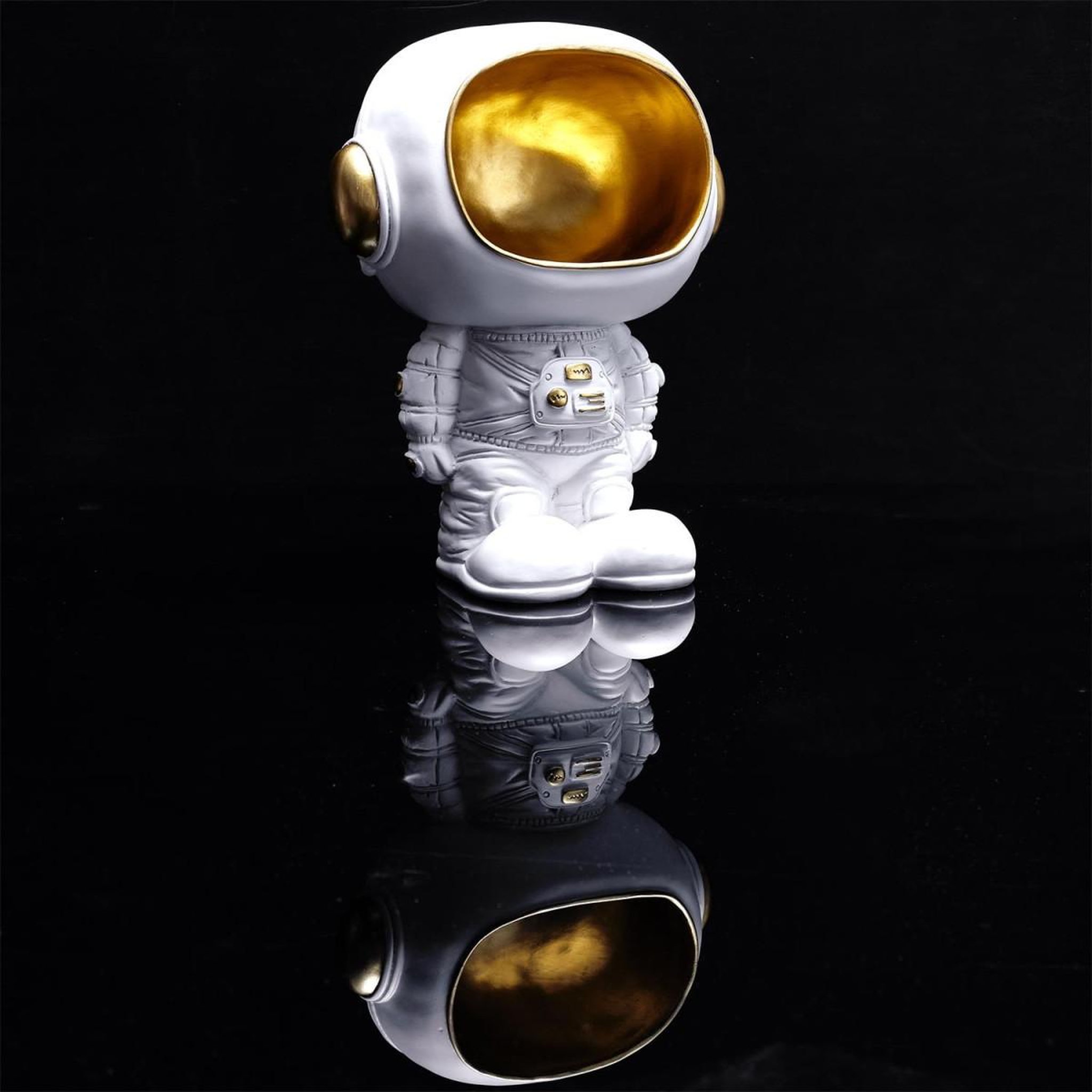 Voir la diapositive 6 : The Home Deco Factory Vide-poche statue  astronaute  28cm blanc