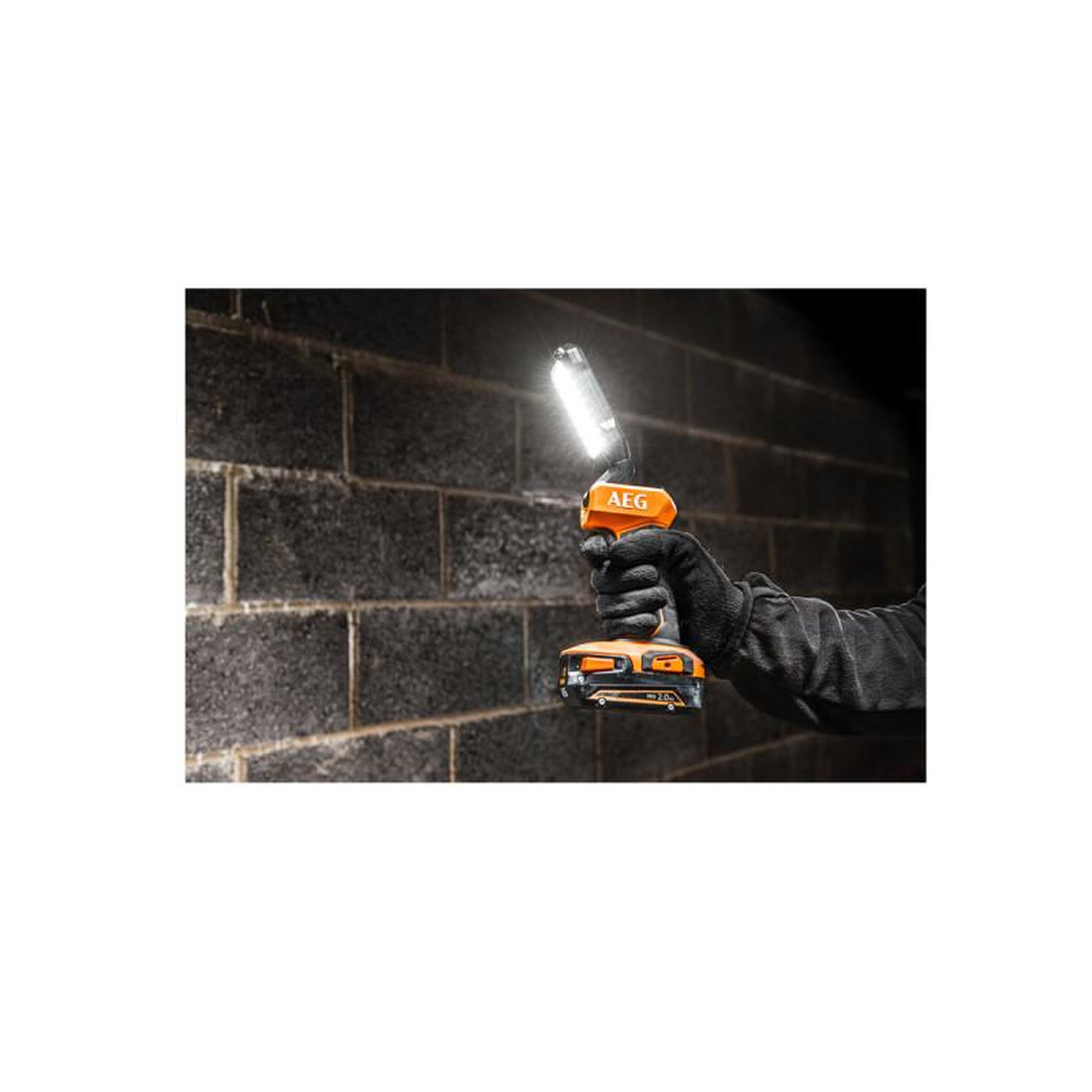 Voir la diapositive 4 : AEG Lampe d'inspection led AEG 18V - tête pivotante - 800 lumens - sans batterie ni chargeur - BSL18-1