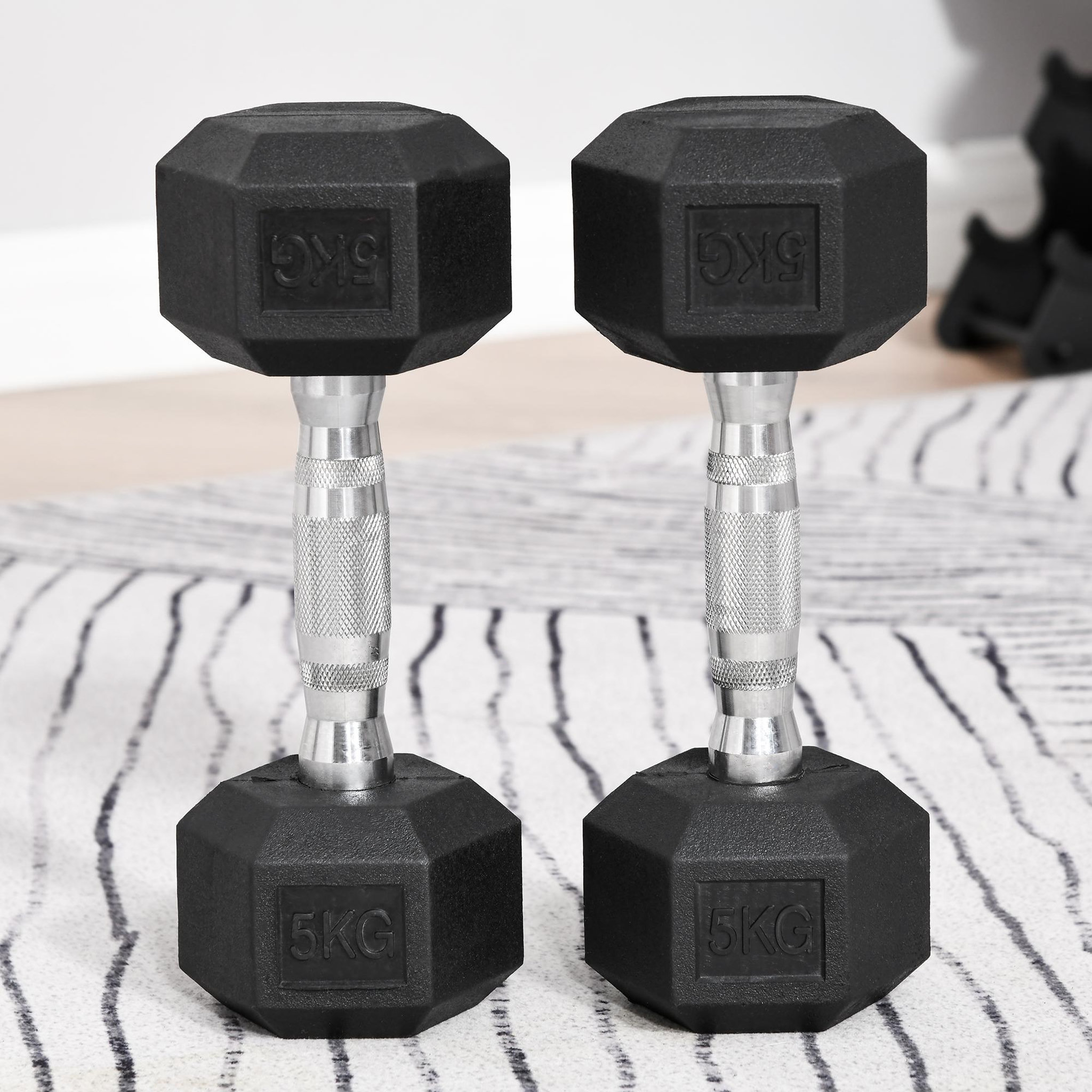Voir la diapositive 5 : HOMCOM Ensemble d'haltères courtes total 10 kg - entraînement musculaire & haltérophilie - acier caoutchouc noir