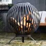 Voir la diapositive 3 : ESSCHERT DESIGN Esschert Design Balle a feu Bandes Noir Acier au carbone FF400