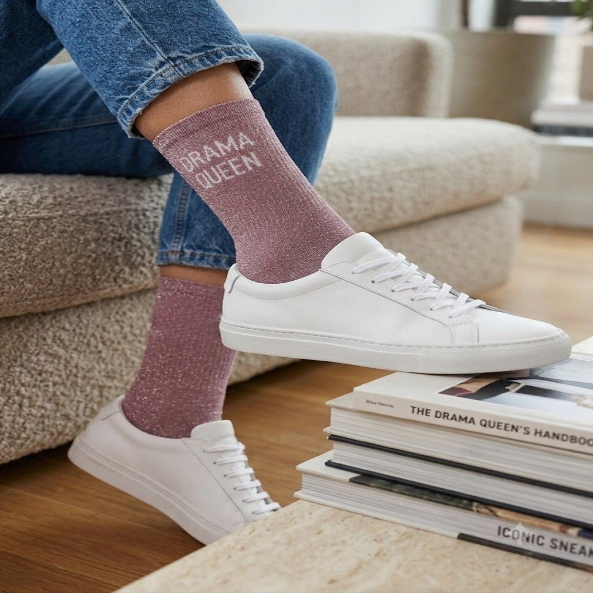 Voir la diapositive 2 : LE BAR A CHAUSSETTES Chaussettes femme à paillettes lbc - drama queen