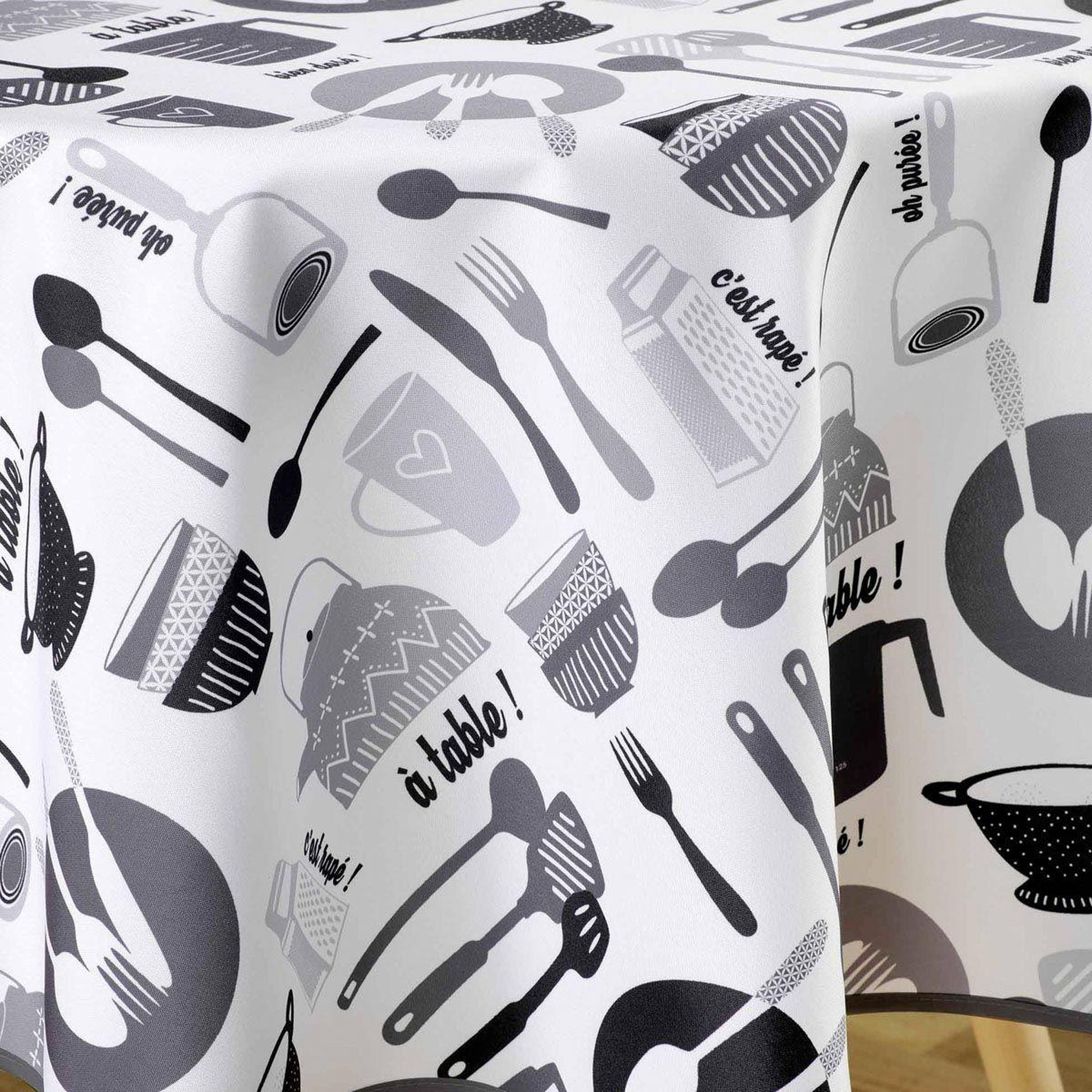 Voir la diapositive 2 : Douceur d'Intérieur Nappe ronde imprimé  kitchen  180cm blanc & noir