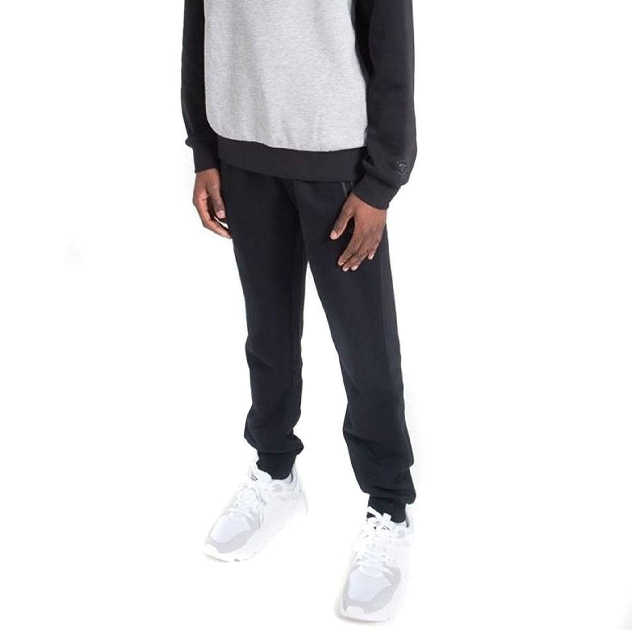 Voir la diapositive 5 : UMBRO Pantalon de survêtement noir homme umbro sb net