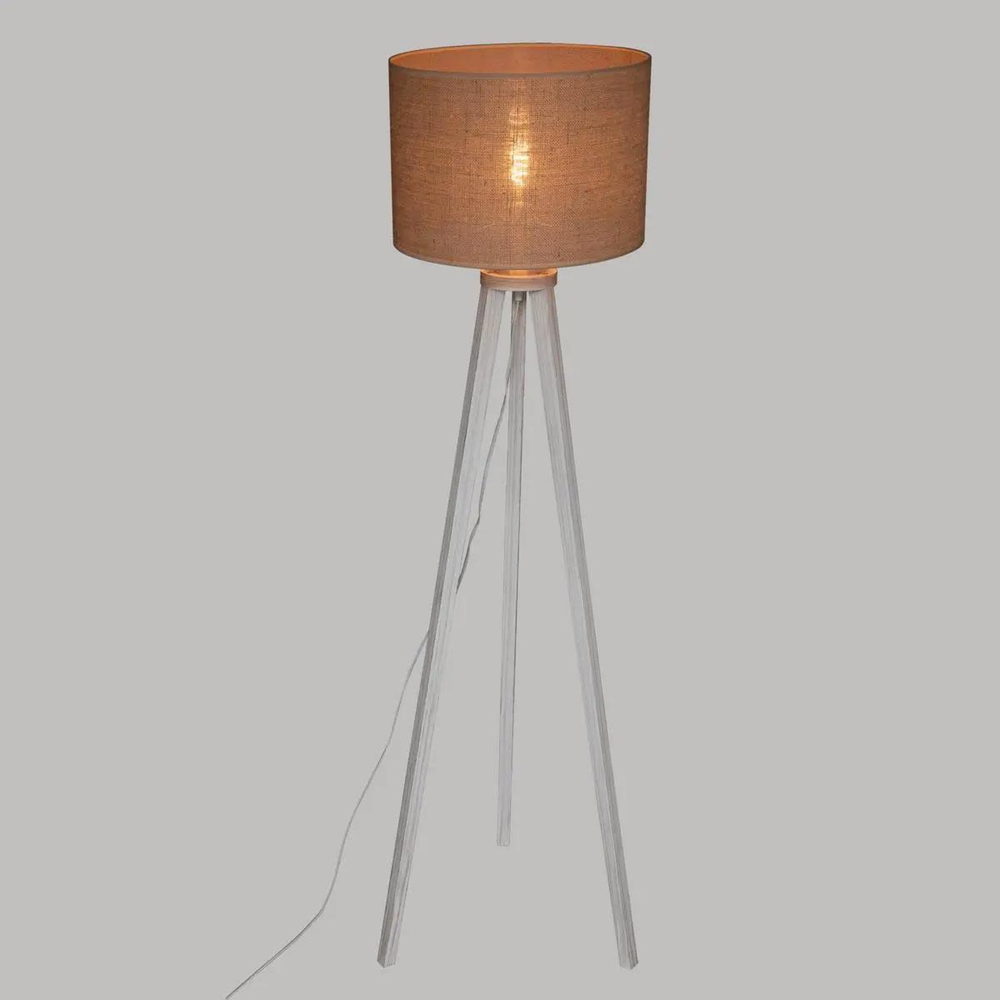Voir la diapositive 2 : ATMOSPHERA Lampadaire trépied en bois  elva  143cm beige