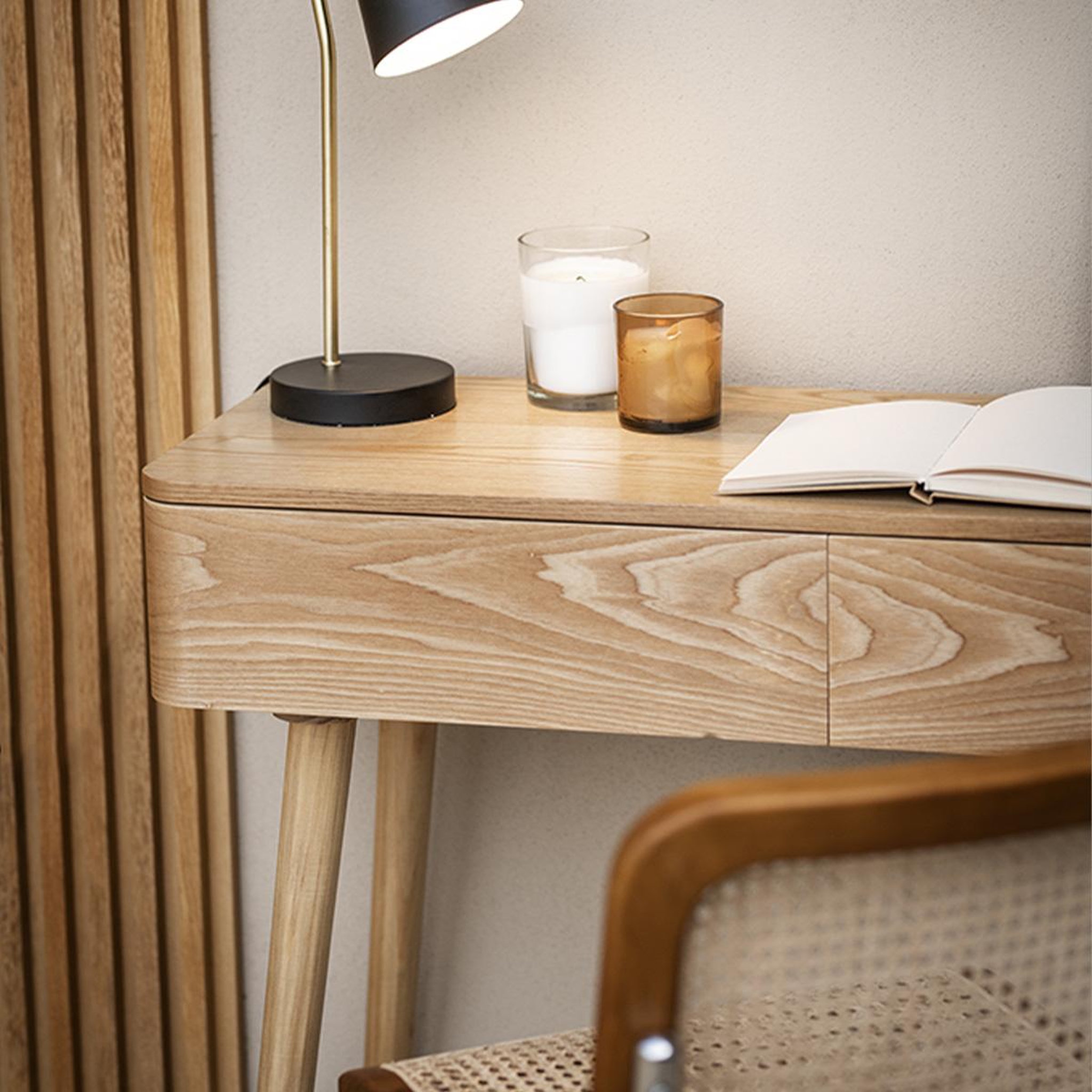 Voir la diapositive 5 : MAISON AUBERTIN Console bois frêne sienna - Naturel
