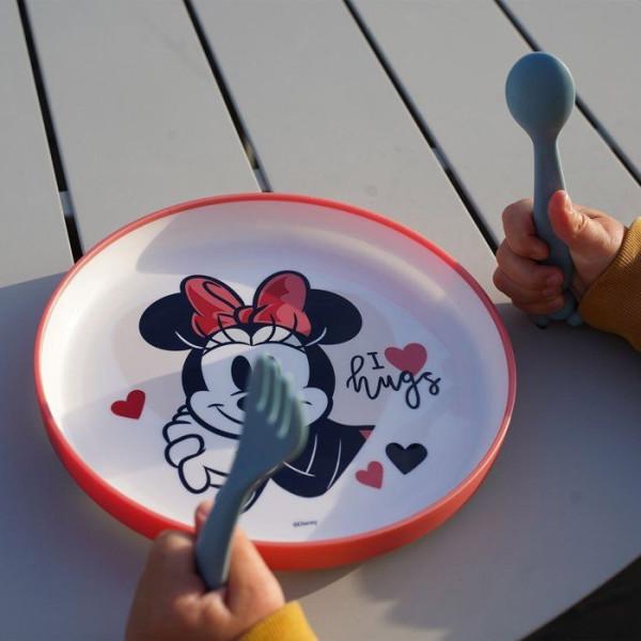Voir la diapositive 5 : THERMOBABY Grande assiette anti-derapante minnie collector