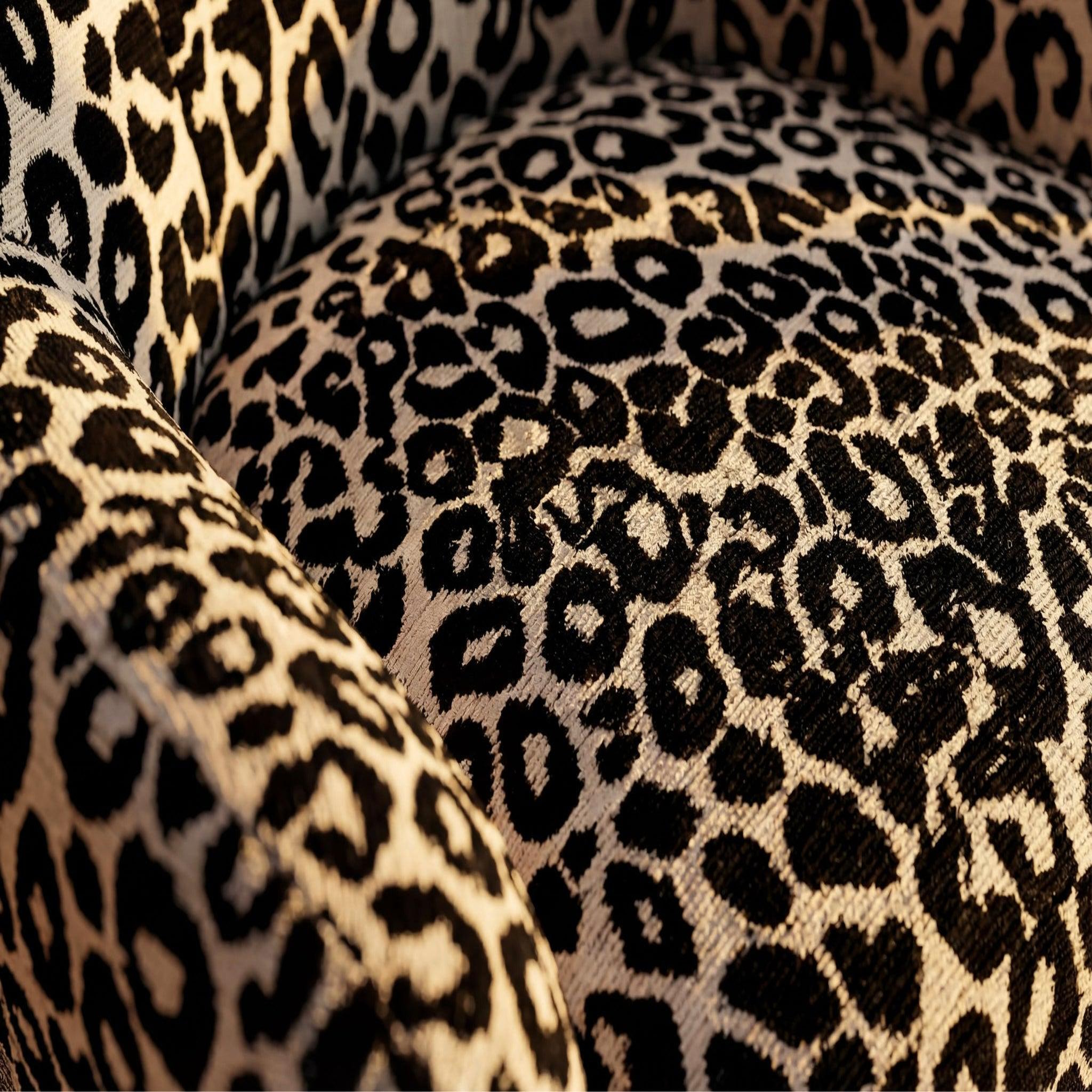 Voir la diapositive 5 : CASANOVA PARIS Lili - fauteuil tissu imprimé animalier