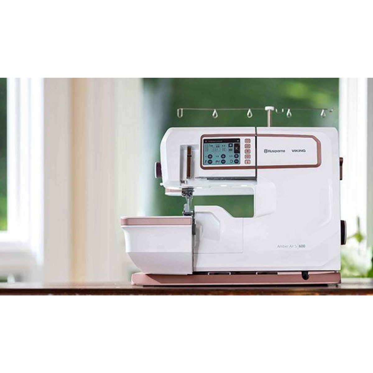 Husqvarna Viking Surjeteuse Husqvarna Amber Air S600