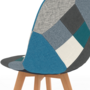 Voir la diapositive 6 : ID MARKET Lot de 4 chaises scandinaves SARA motifs patchworks bleus