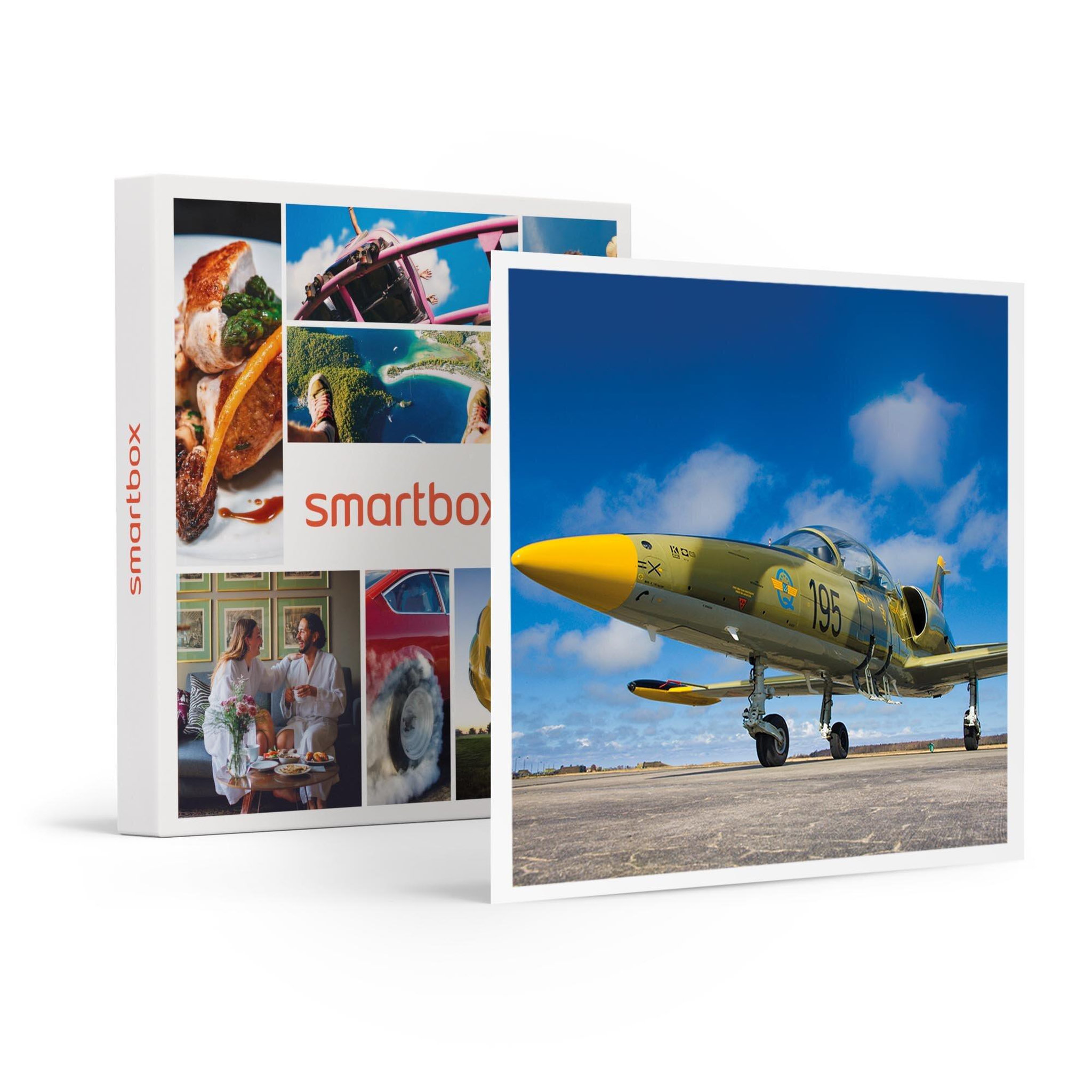 Voir la diapositive 1 : Smartbox Pilote d'un jour en Floride : 1h de sensations fortes en avion de chasse L-39 Albatros - Coffret Cadeau Sport & Aventure