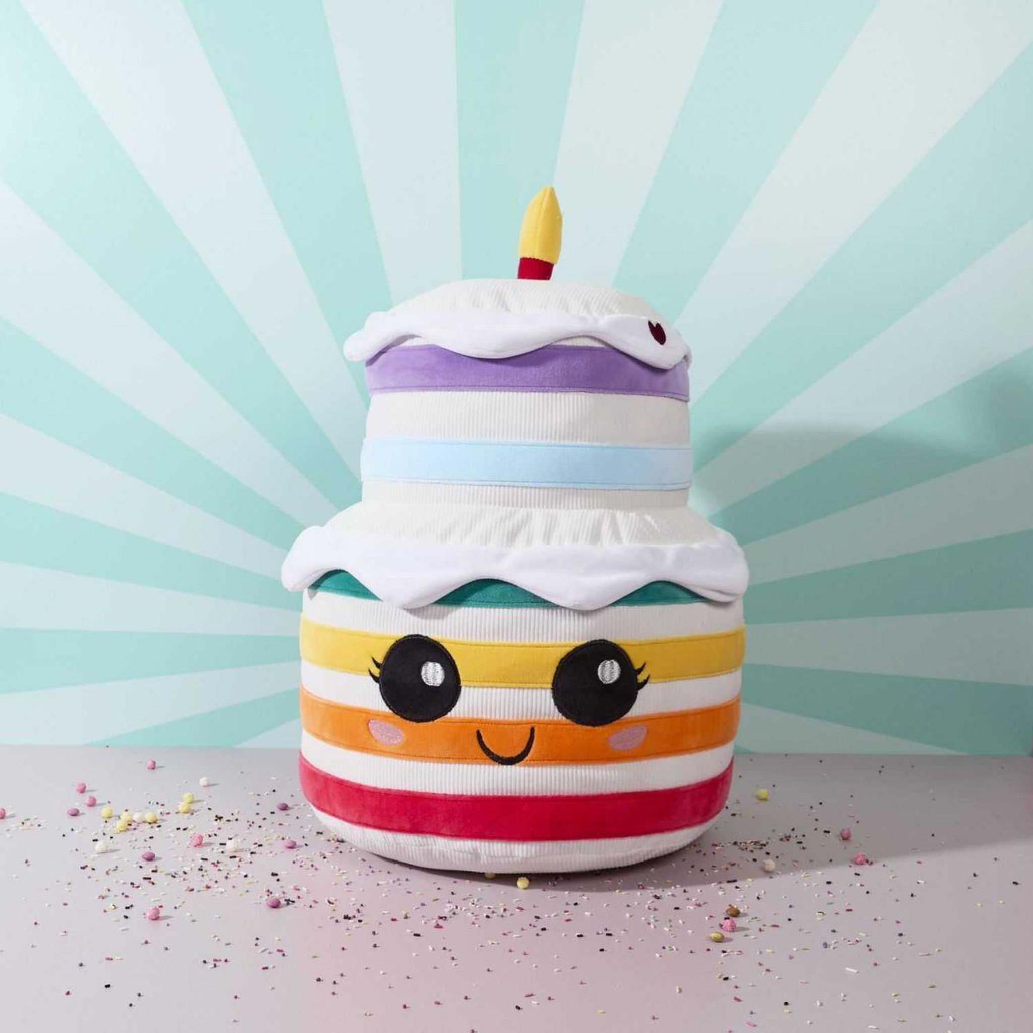 Voir la diapositive 2 : The concept Factory Peluche enfant cake  kawaii  42cm multicolore