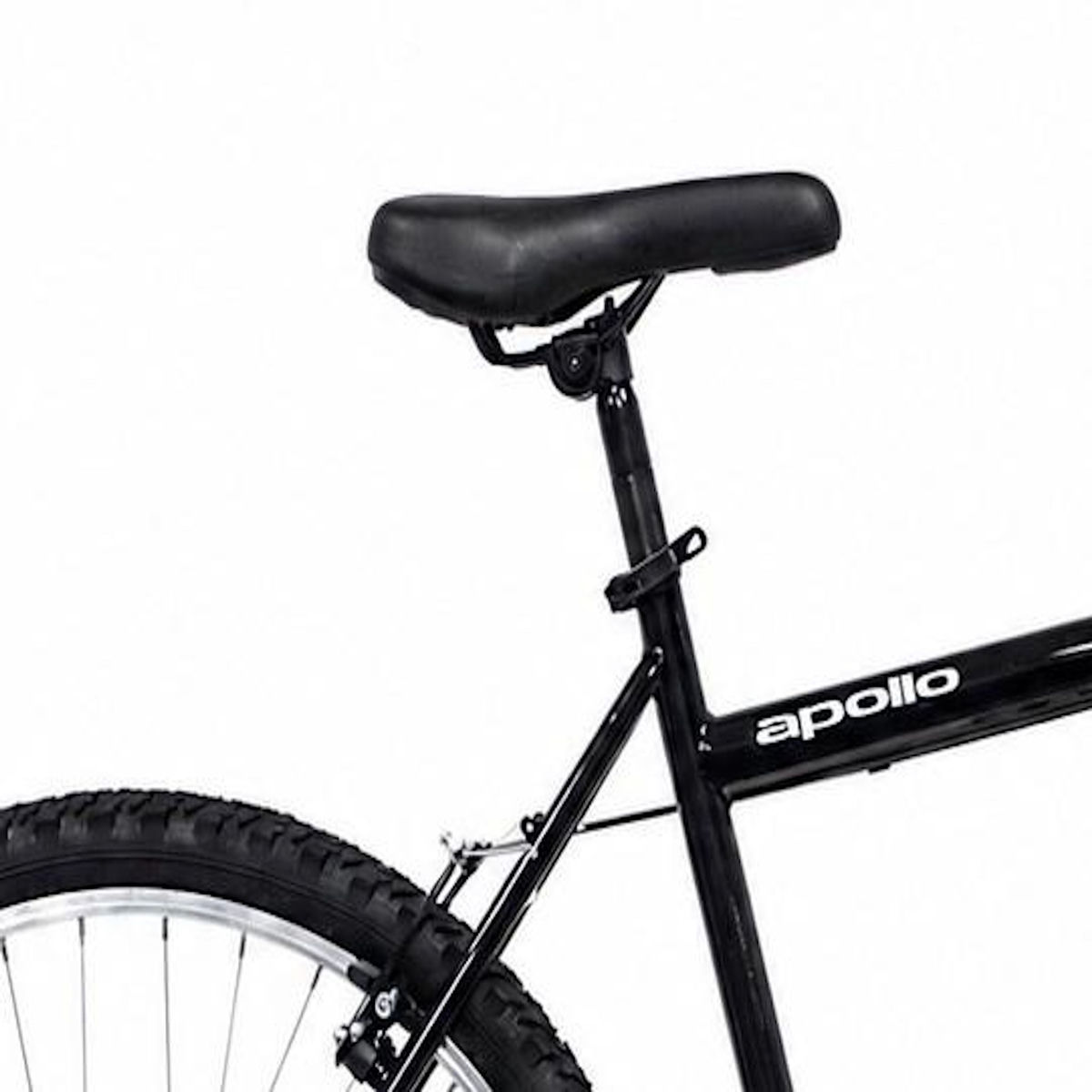 Vélo / VTT 26'' pour une taille à partir de 1.55m équipé de 6 vitesses avec dérailleur TY21, poignées Microshift et freins V- Bkake