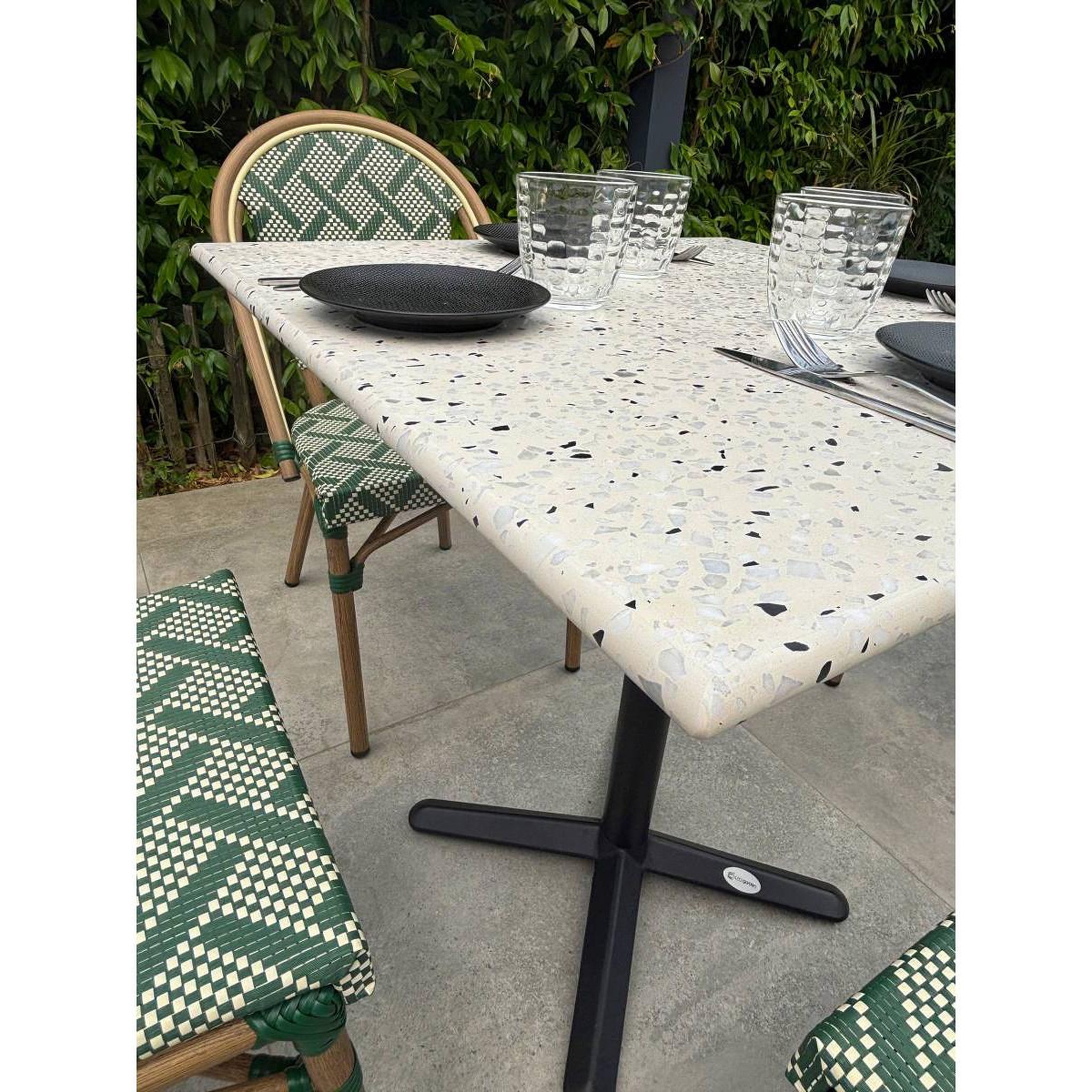 Voir la diapositive 4 : Paris Prix Table de jardin carrée en terrazzo  bistro  70cm blanc