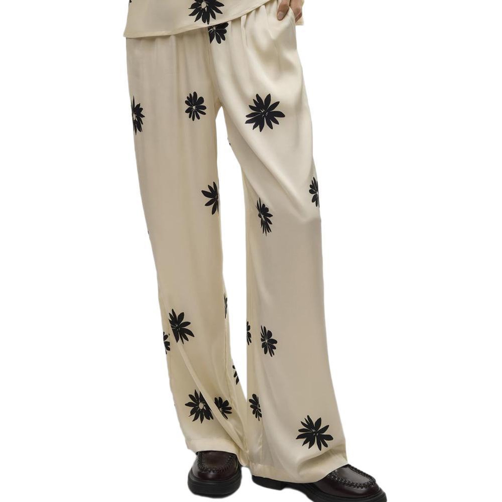 Voir la diapositive 2 : Vero Moda Pantalon fluide satin beige femme vero moda mroe