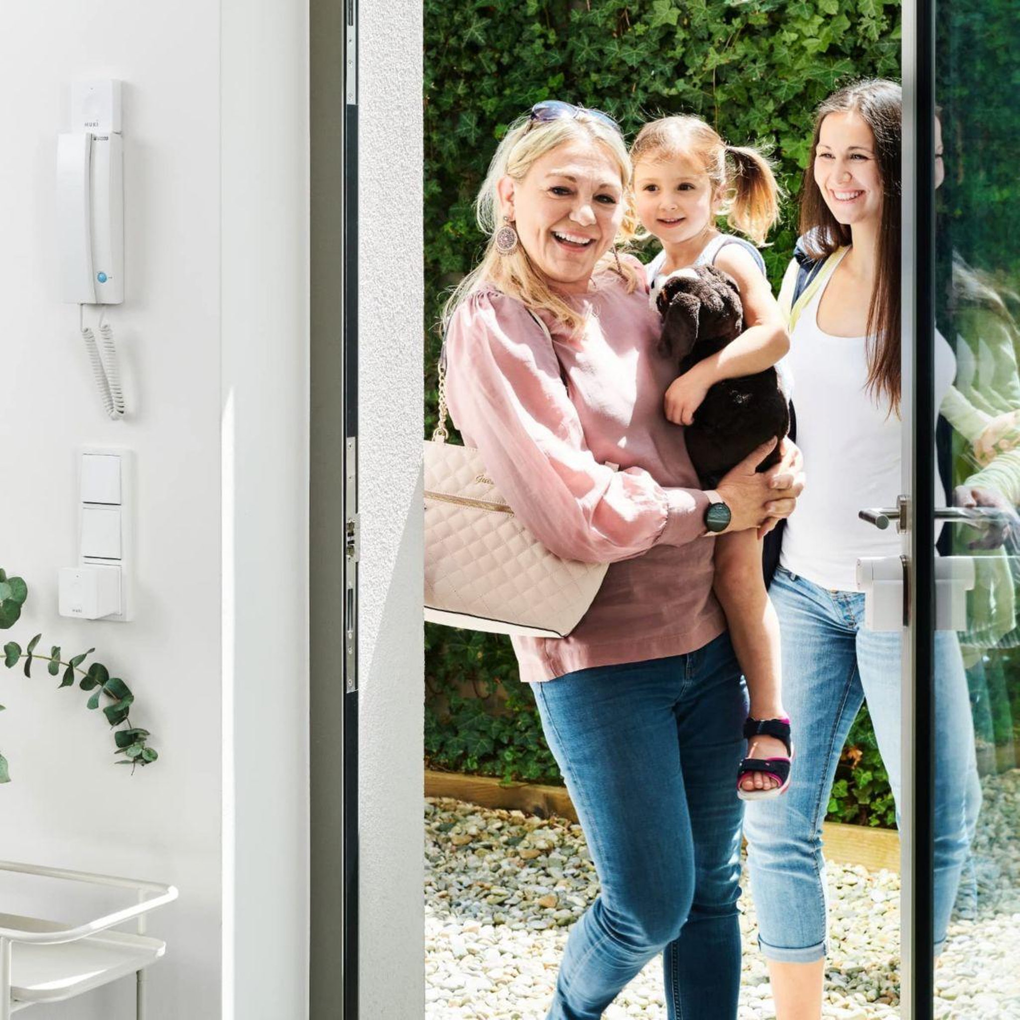 Voir la diapositive 3 : NUKI Accessoire serrure connectée Opener White