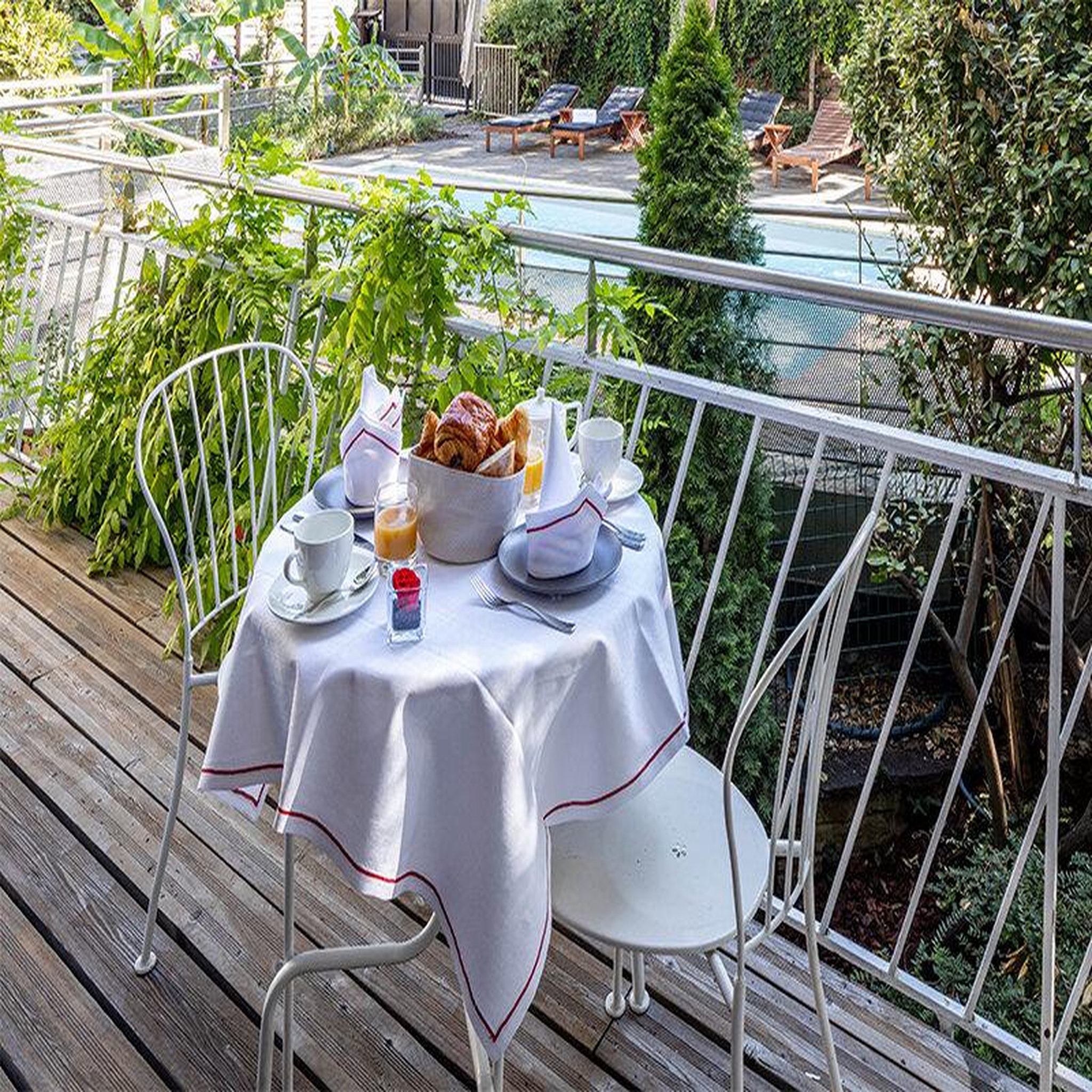 Voir la diapositive 3 : Smartbox 2 jours en hôtel 4* avec repas, balnéo et soin du corps à strasbourg - coffret cadeau séjour