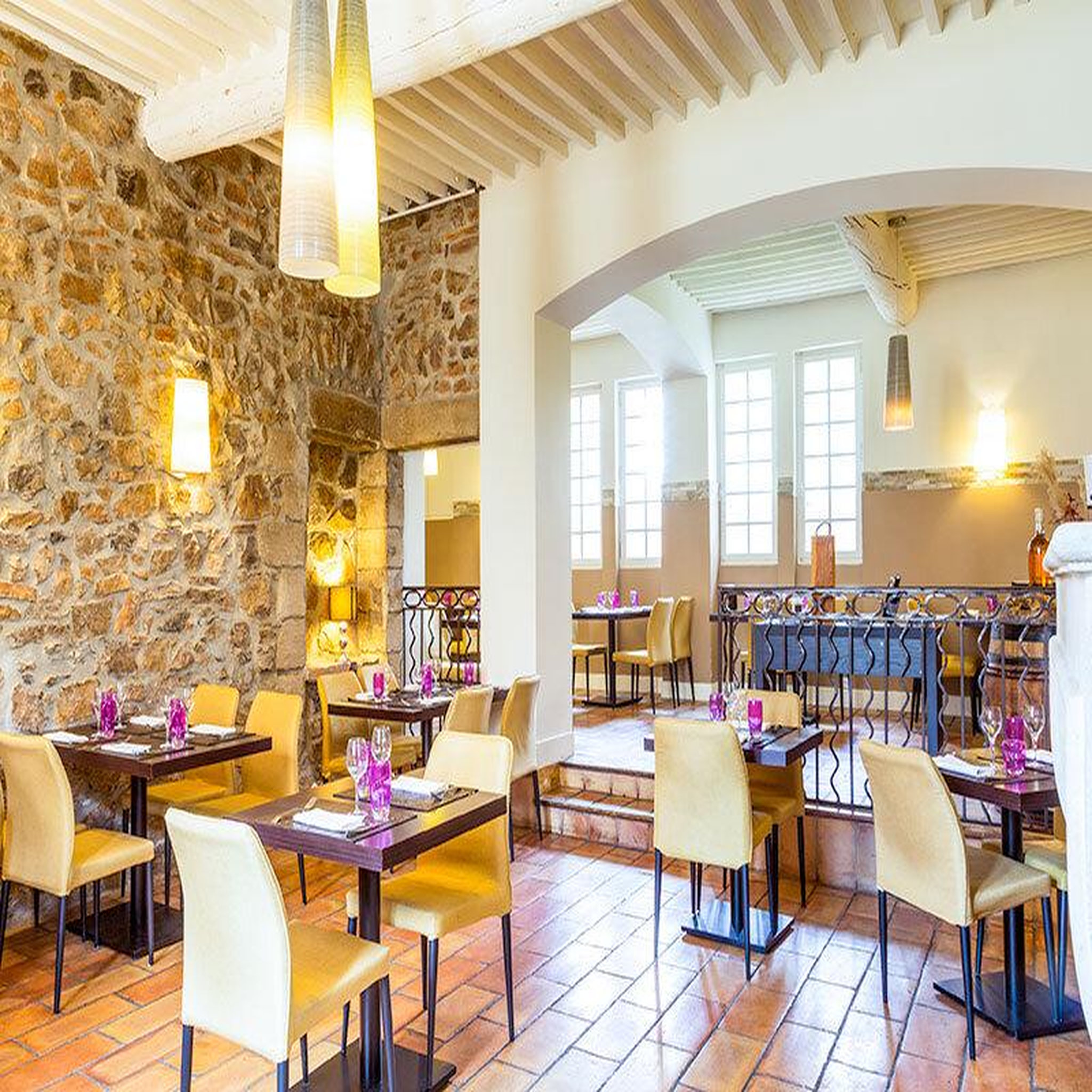 Voir la diapositive 3 : Smartbox 2 jours en hôtel mercure 4* près d'aix-en-provence - coffret cadeau séjour