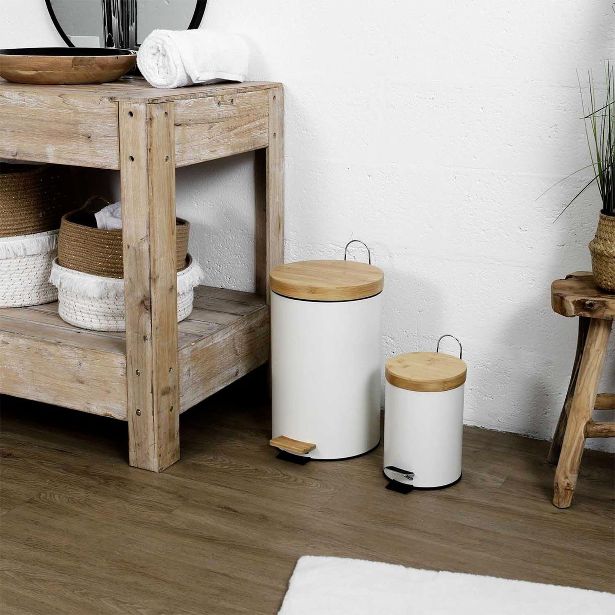 Voir la diapositive 3 : Je cherche une idee Lot de 2 poubelles à pédale  shari  15l blanc