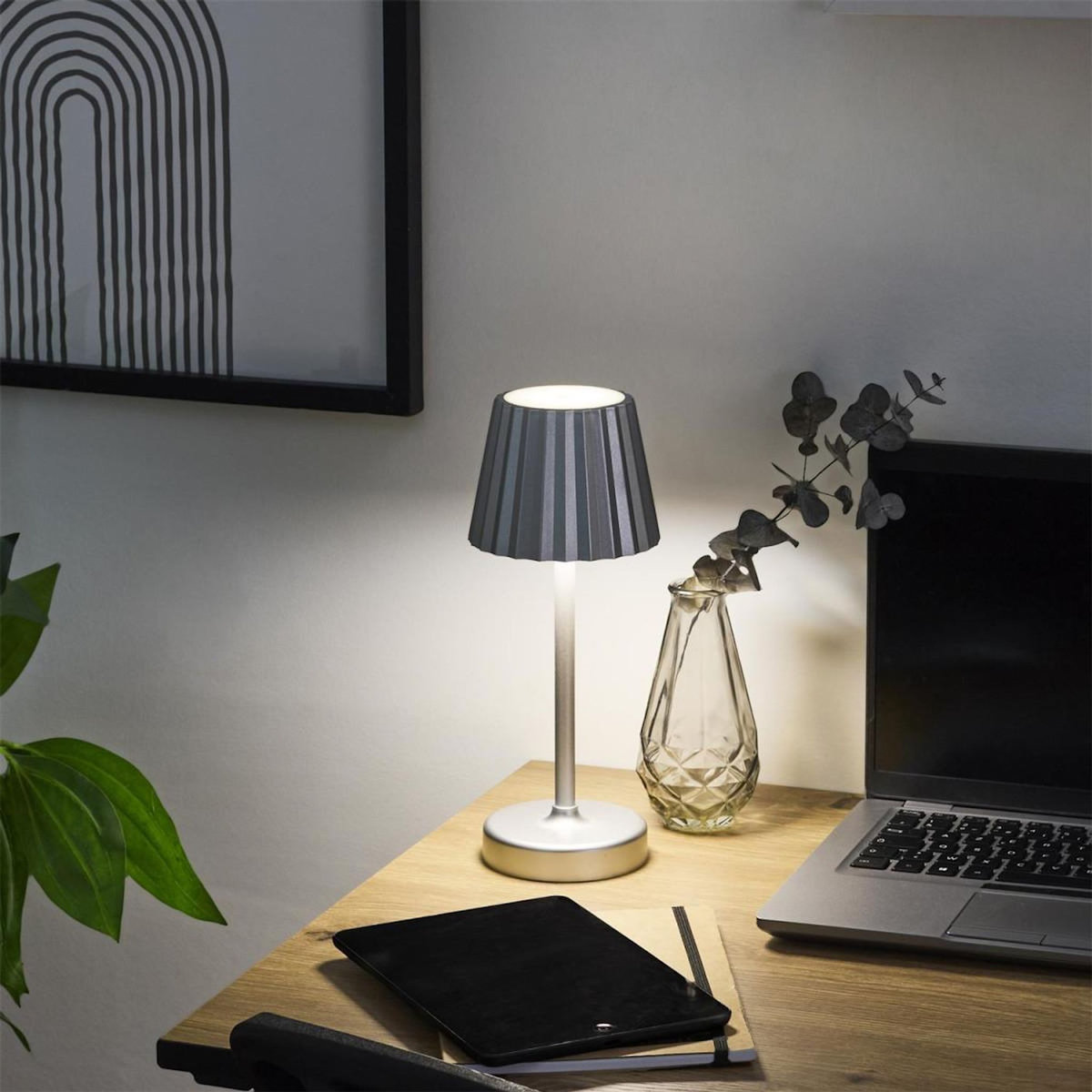 Paris Prix Lampe à Poser Tactile à LED  Alana  26cm Argent