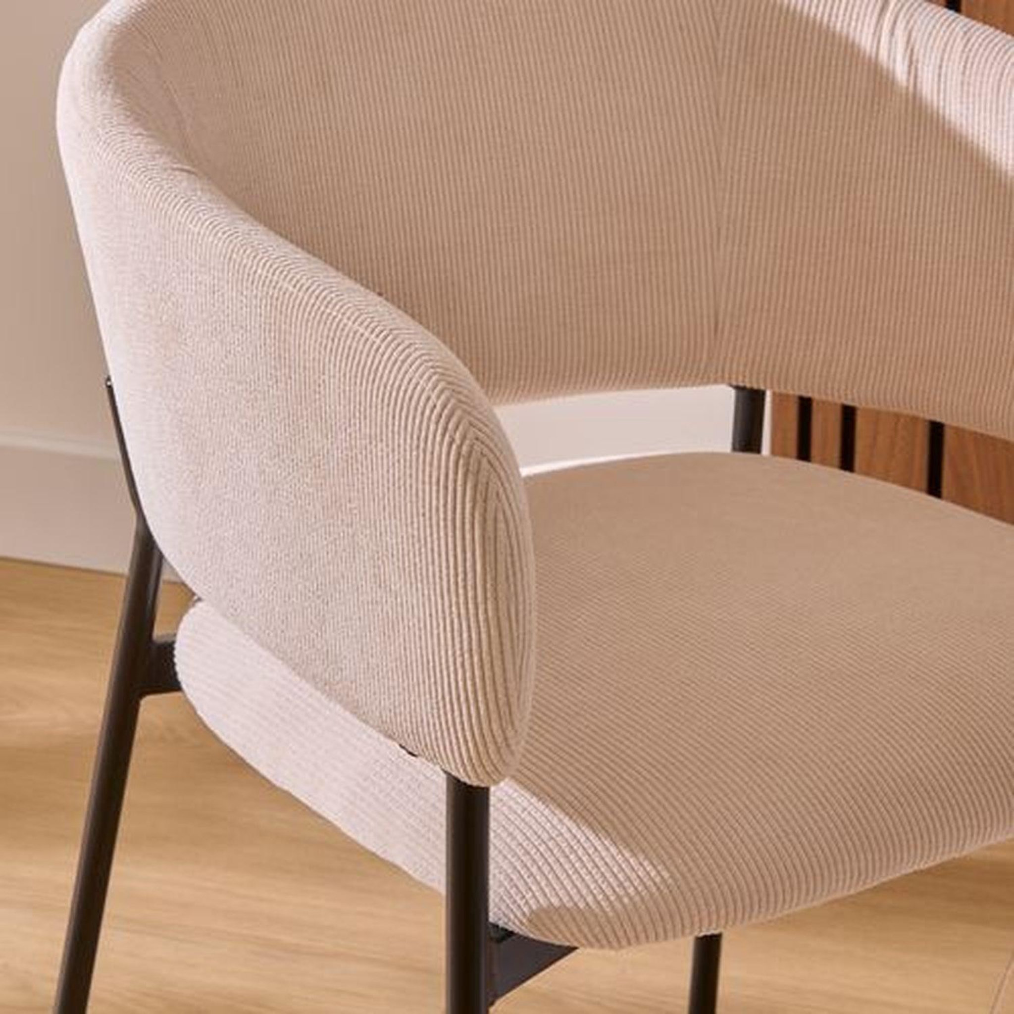 Voir la diapositive 3 : ATMOSPHERA Lot de 2 fauteuils à diner en velours SOLEA
