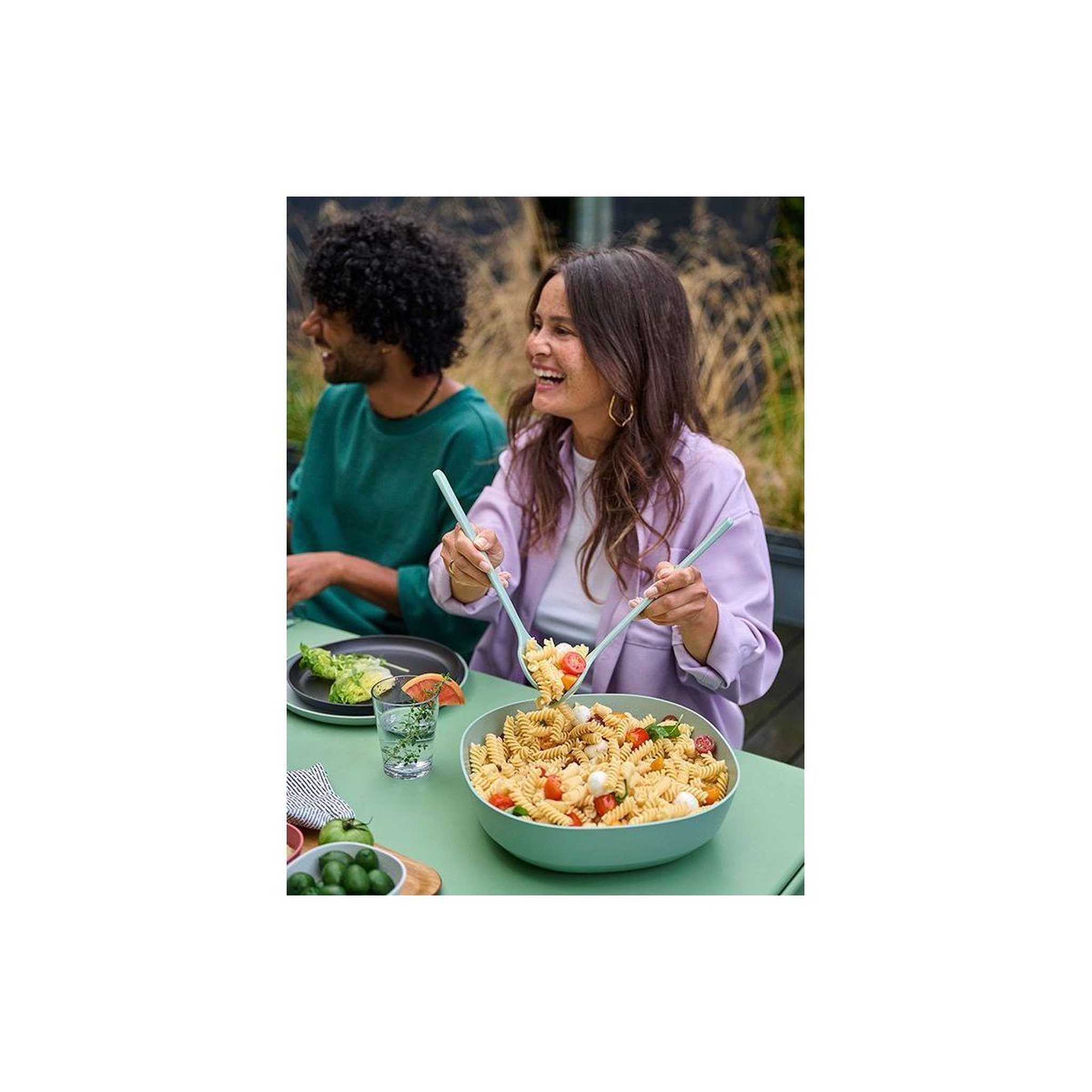 Voir la diapositive 3 : MEPAL Couverts à salade silueta 2 pcs nordic sage