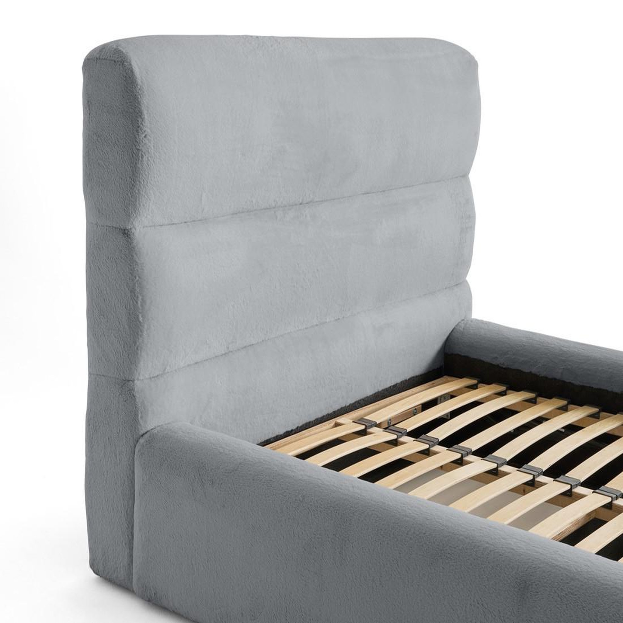 Voir la diapositive 4 : LISA DESIGN Sunset - lit coffre - 160x200 cm - sommier inclus - en fausse fourrure