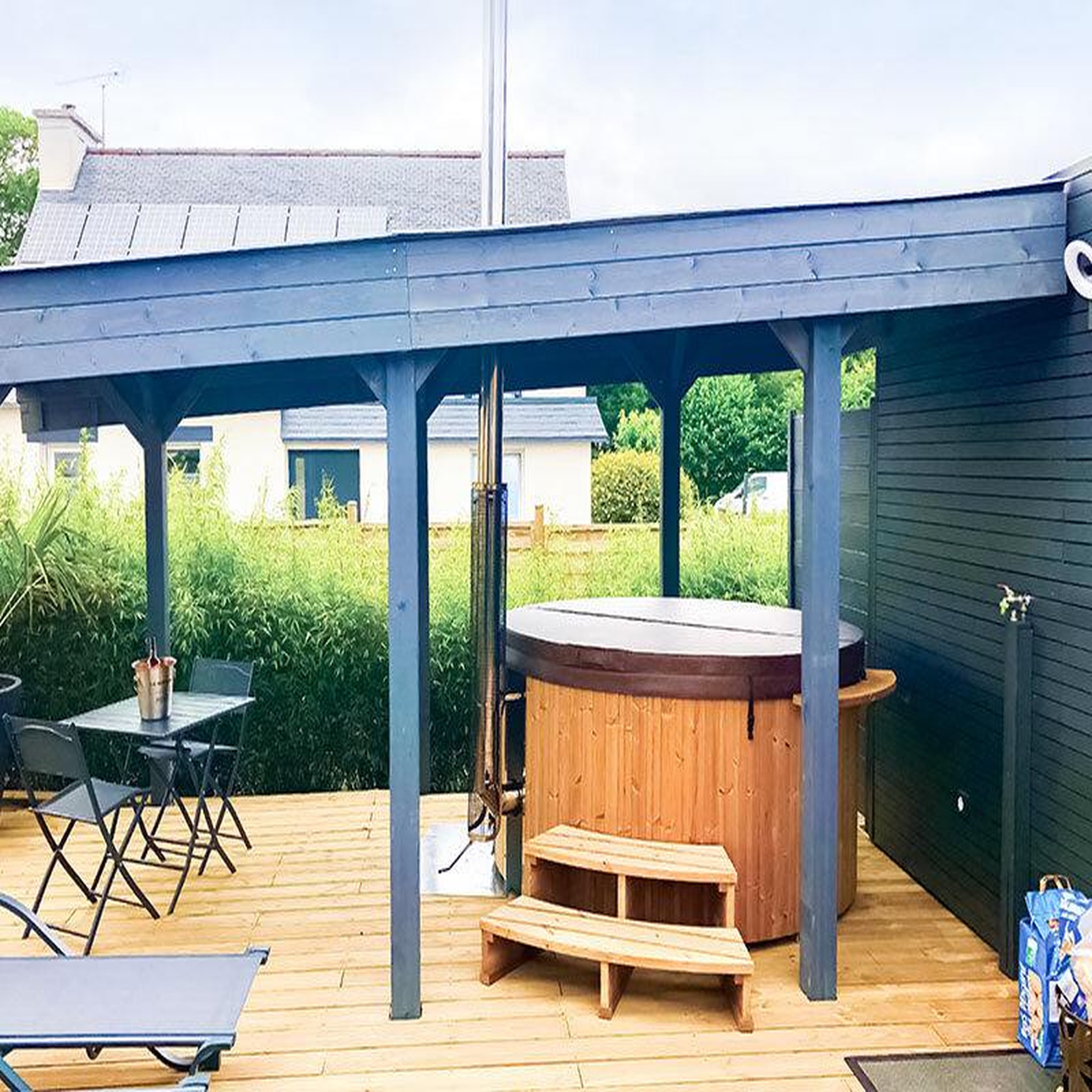 Voir la diapositive 3 : Smartbox 2 jours en suite avec spa privatif, dîner et champagne, près de Saint-Brieuc - Coffret Cadeau Séjour