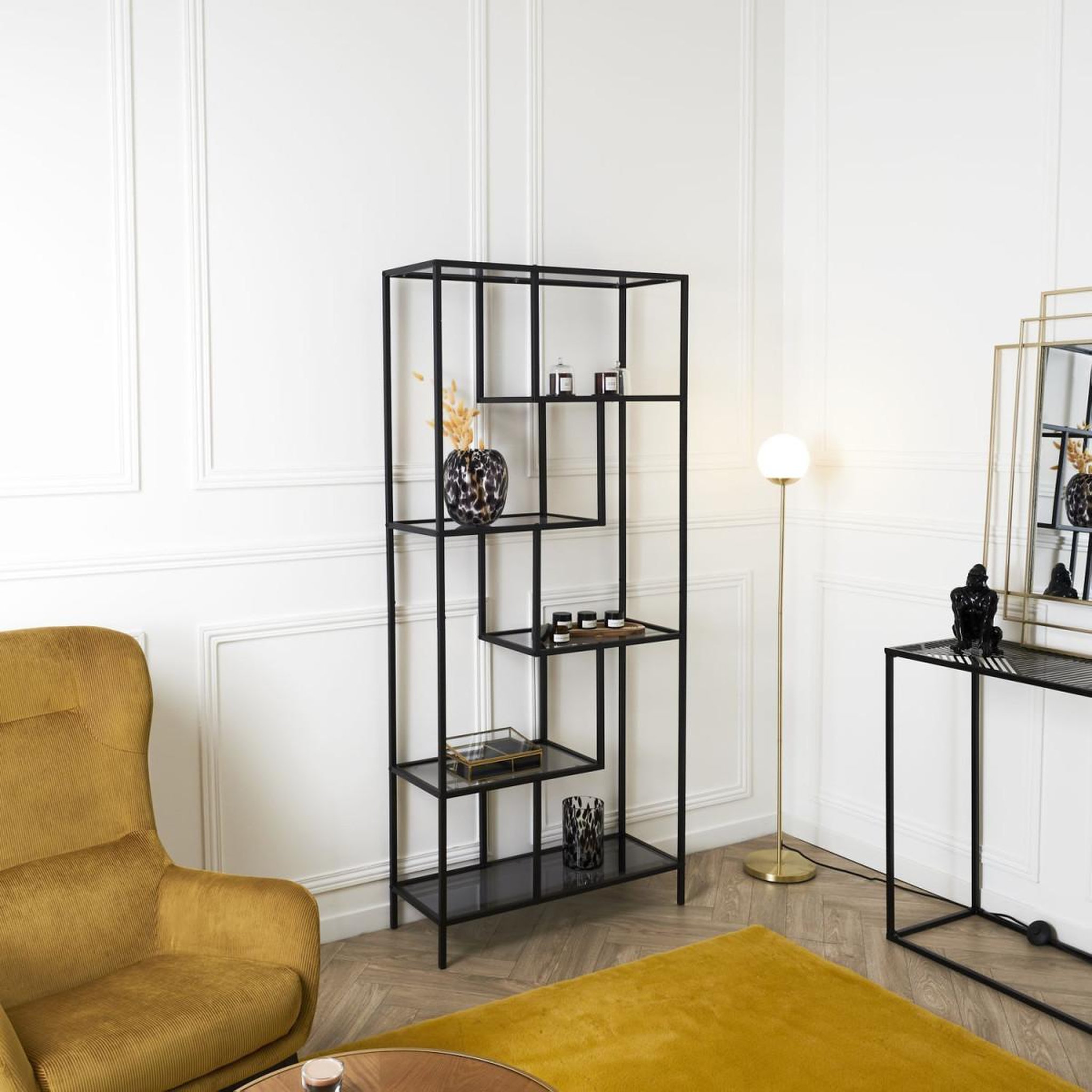 Voir la diapositive 4 : The Home Deco Factory Étagère en verre fumé  edison  180cm noir