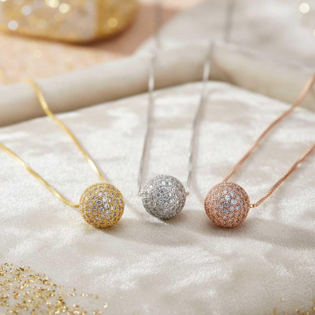 L'ATELIER D'AZUR Collier Argent 925/000 Doré - Boule Pavée de Zirconiums