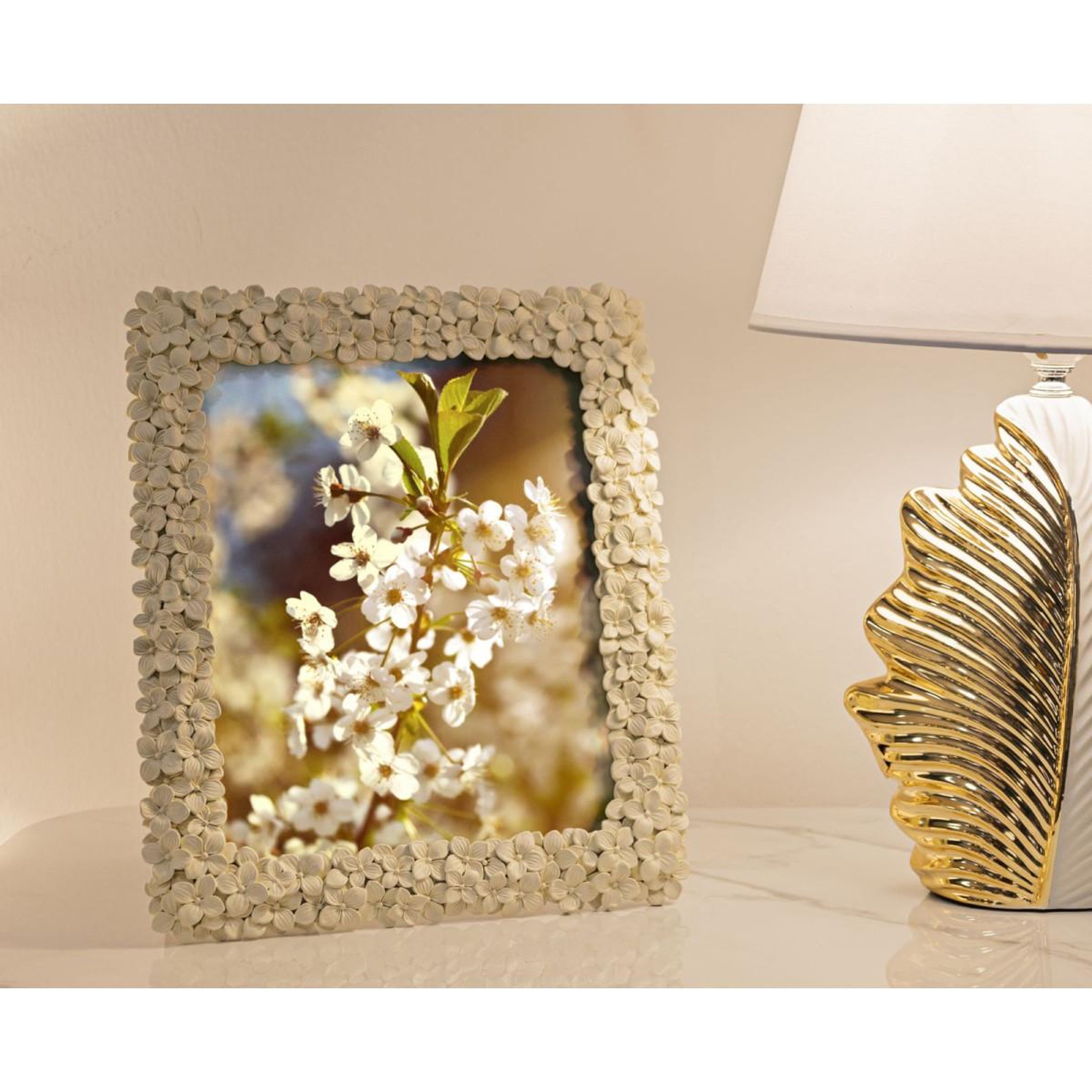 Voir la diapositive 5 : Paris Prix Cadre photo déco fleurs  floty  20x25cm crème