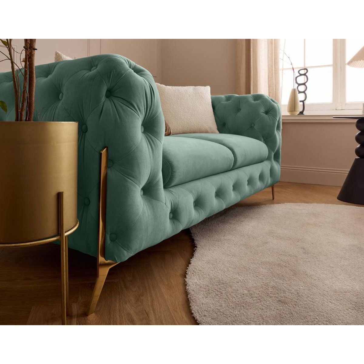 LISA DESIGN Camden - canapé 2 places chesterfield en velours - pieds en métal doré