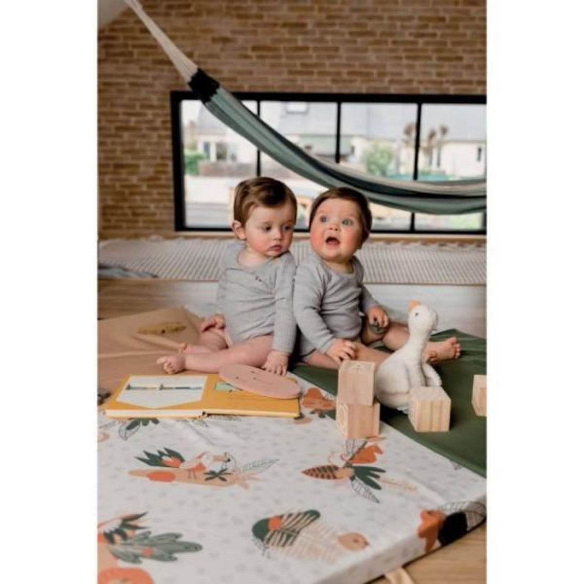 TINEO Tapis d'éveil Malin TINEO AMAZONIE 3en1 - Tapis évolutif multifonction - 120x120 cm