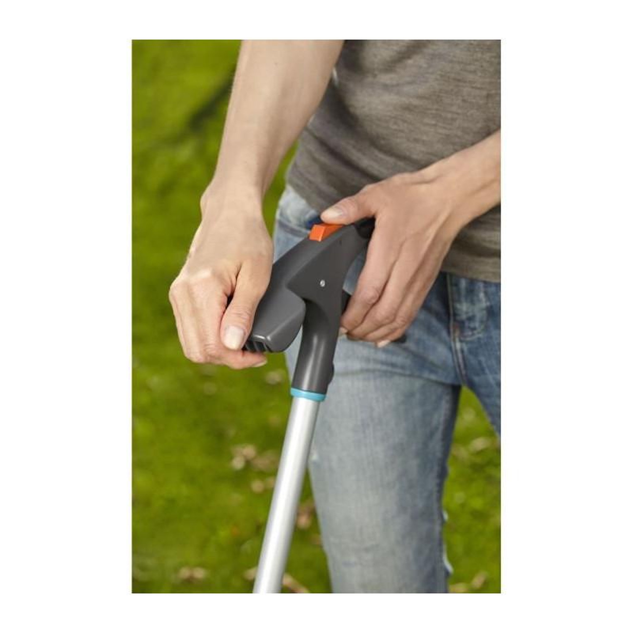 Voir la diapositive 4 : Gardena GARDENA Cisaille a gazon orientable Comfort - Lames pivotantes - Revetement anti-adherence - Poignee ergonomique - 12100-20