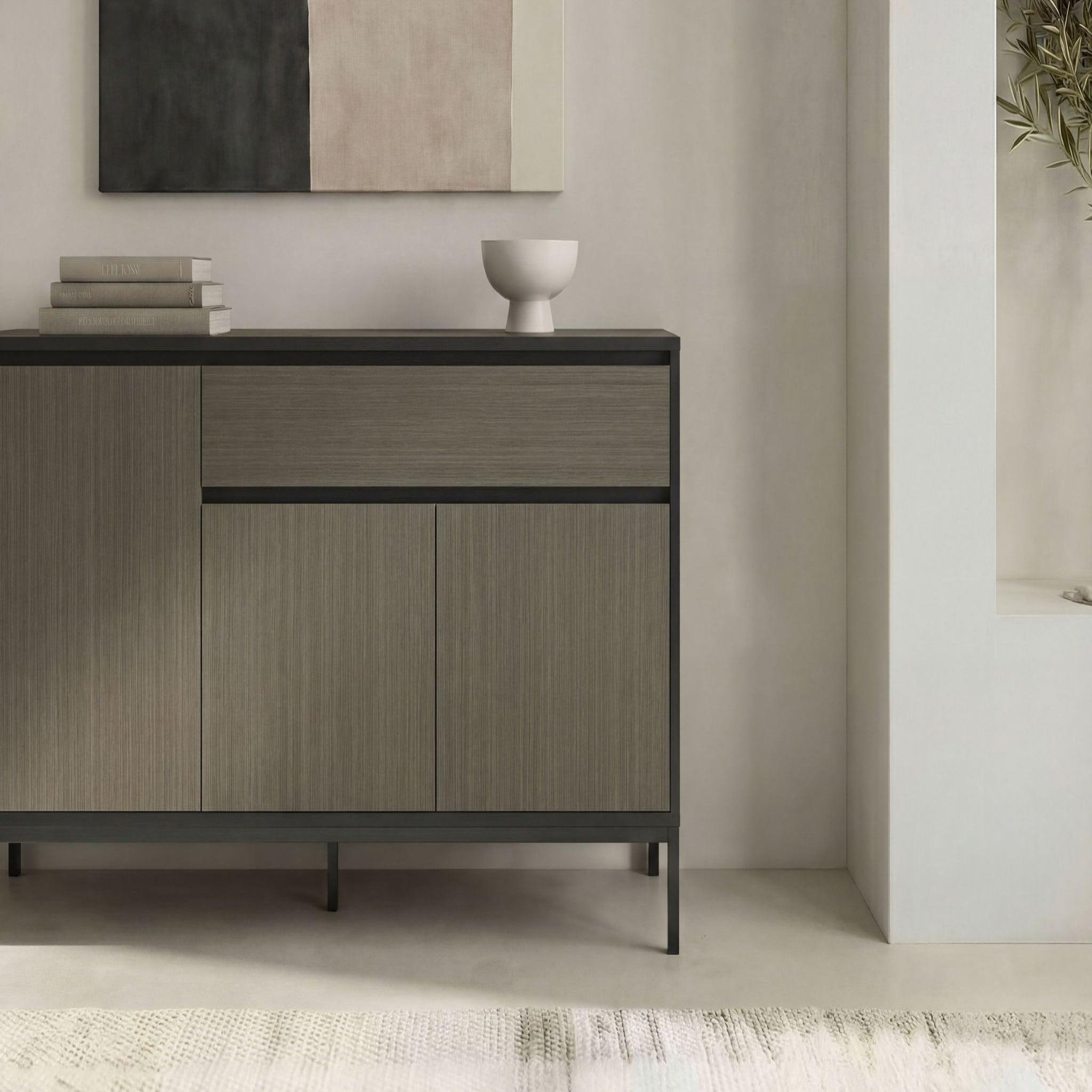 Voir la diapositive 4 : CASANOVA PARIS Vana - buffet 3 portes 140cm en mélamine