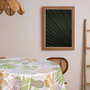 Voir la diapositive 2 : HABITABLE Nappe en toile cirée ronde motifs jungle MALLORCA