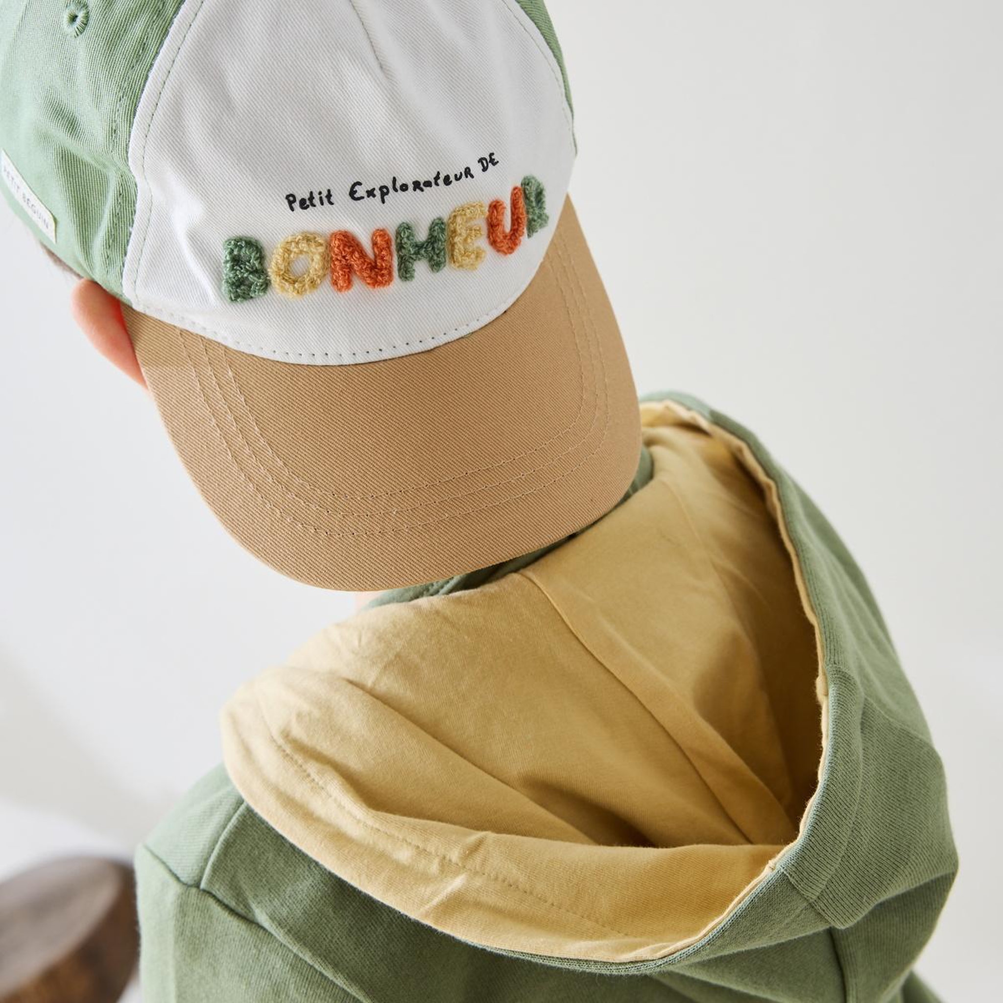 Voir la diapositive 3 : PETIT BEGUIN Casquette enfant gabin