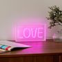 Voir la diapositive 6 : ATMOSPHERA Lampe Néon LED à Poser  Love  23cm Rose