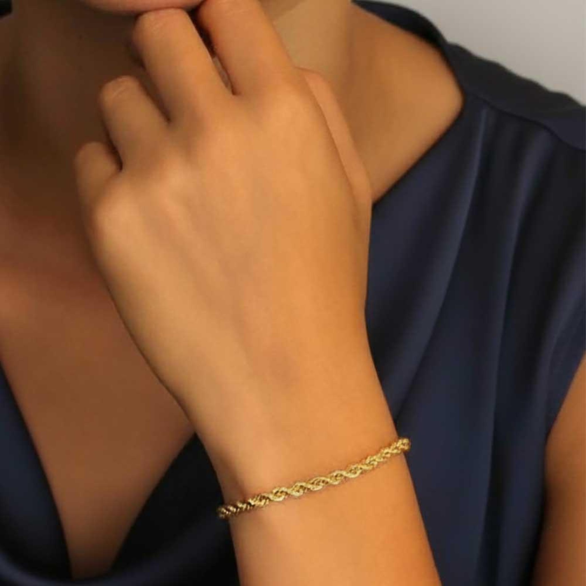 Voir la diapositive 3 : L'ATELIER D'AZUR Bracelet Or 18 Carats 750/000 Maille Corde Jaune - Femme