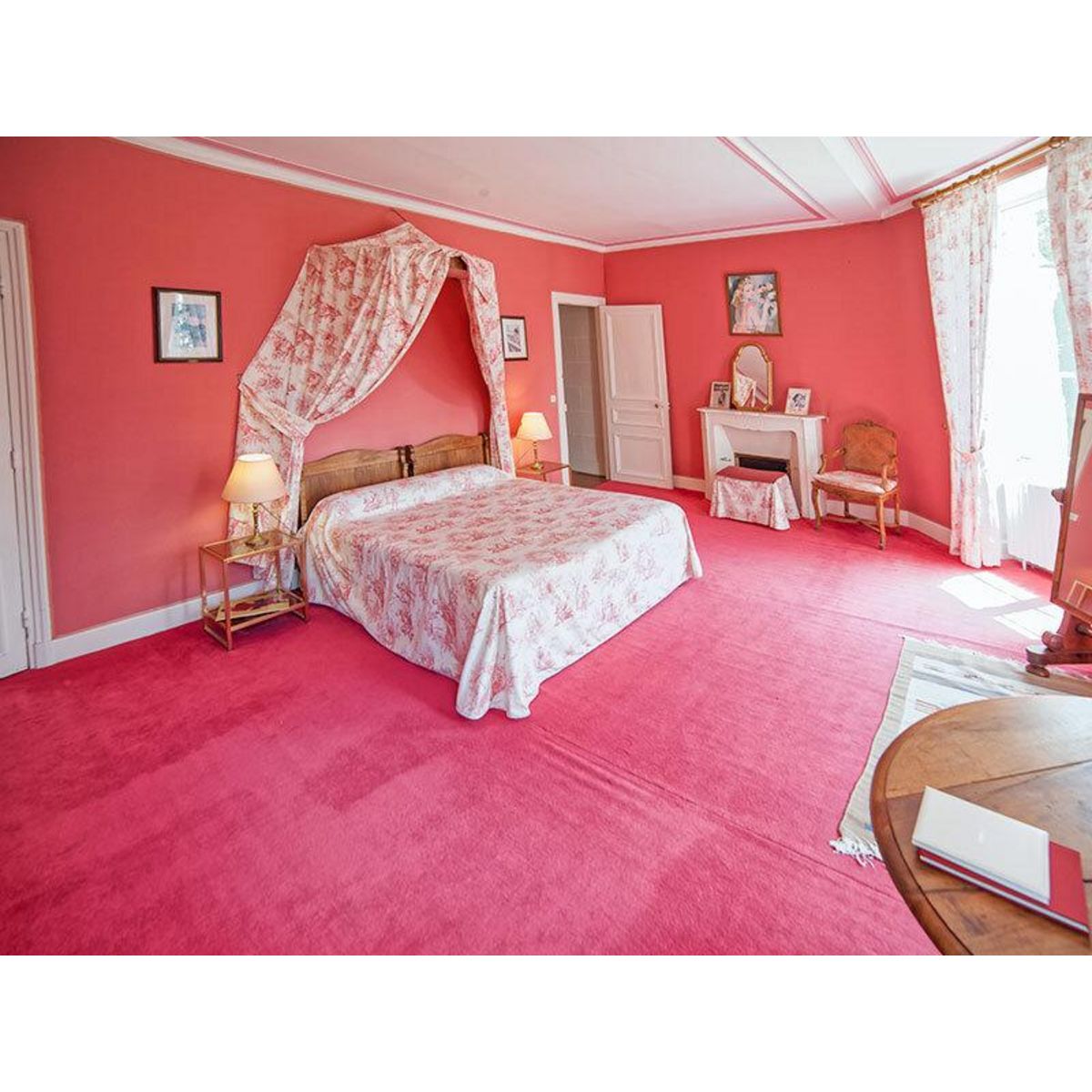 Smartbox 2 jours royaux en château avec dîner près de Bourges - Coffret Cadeau Séjour