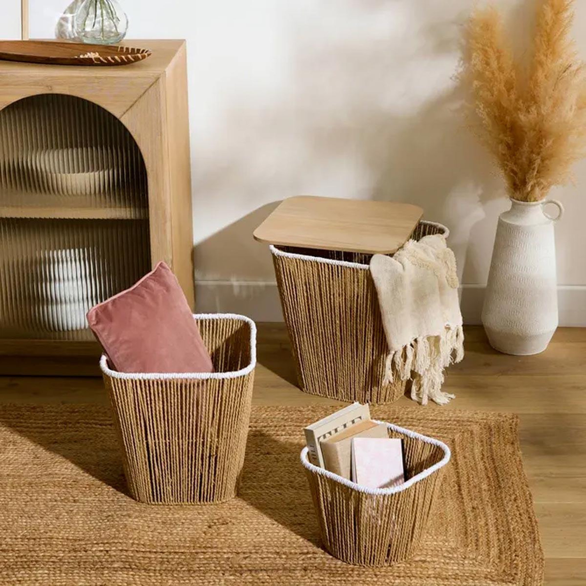 Voir la diapositive 4 : ATMOSPHERA Table d'appoint & 2 paniers  banjo  37cm beige