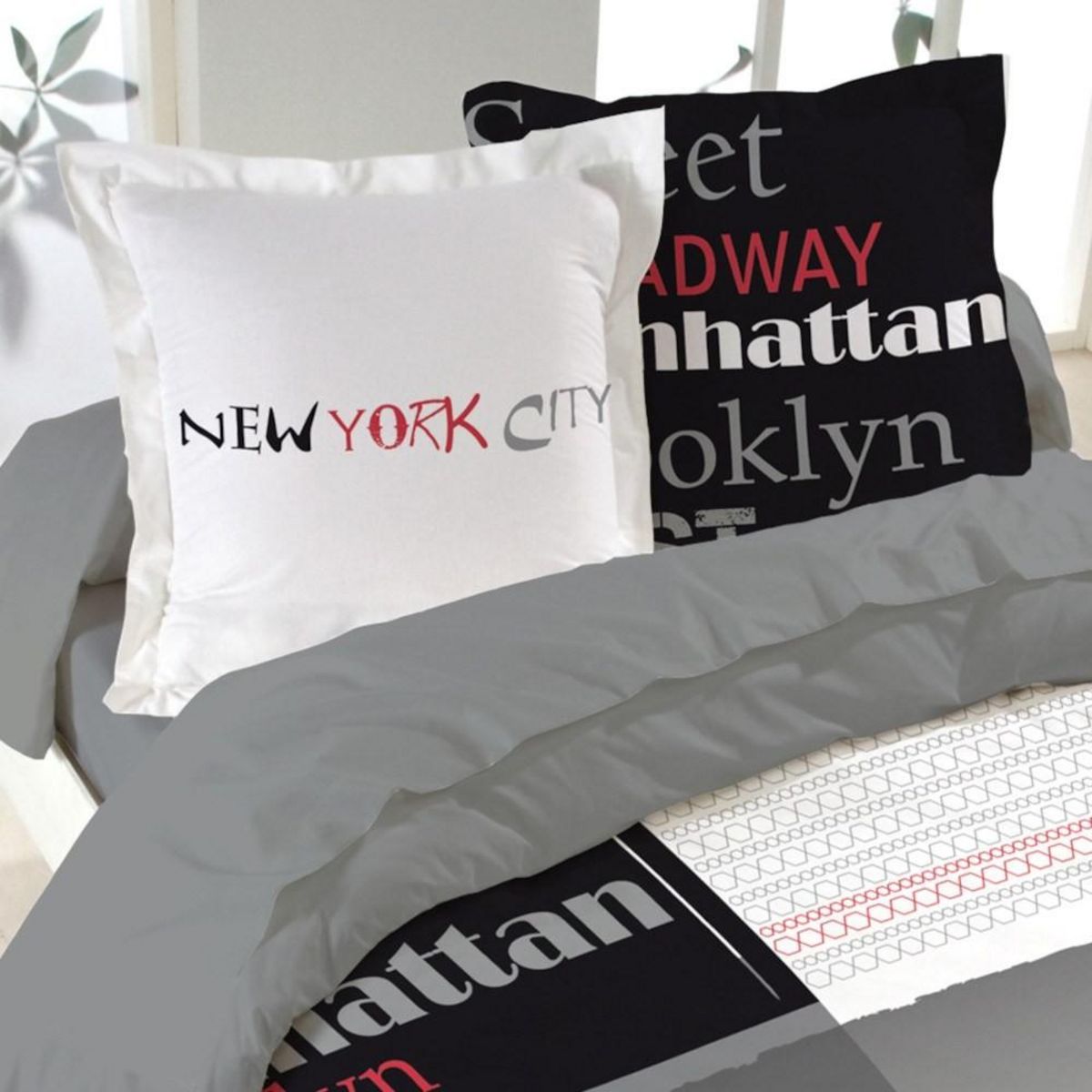Dourev Housse de couette 260x240 MANHATTAN + 2 taies 100% coton