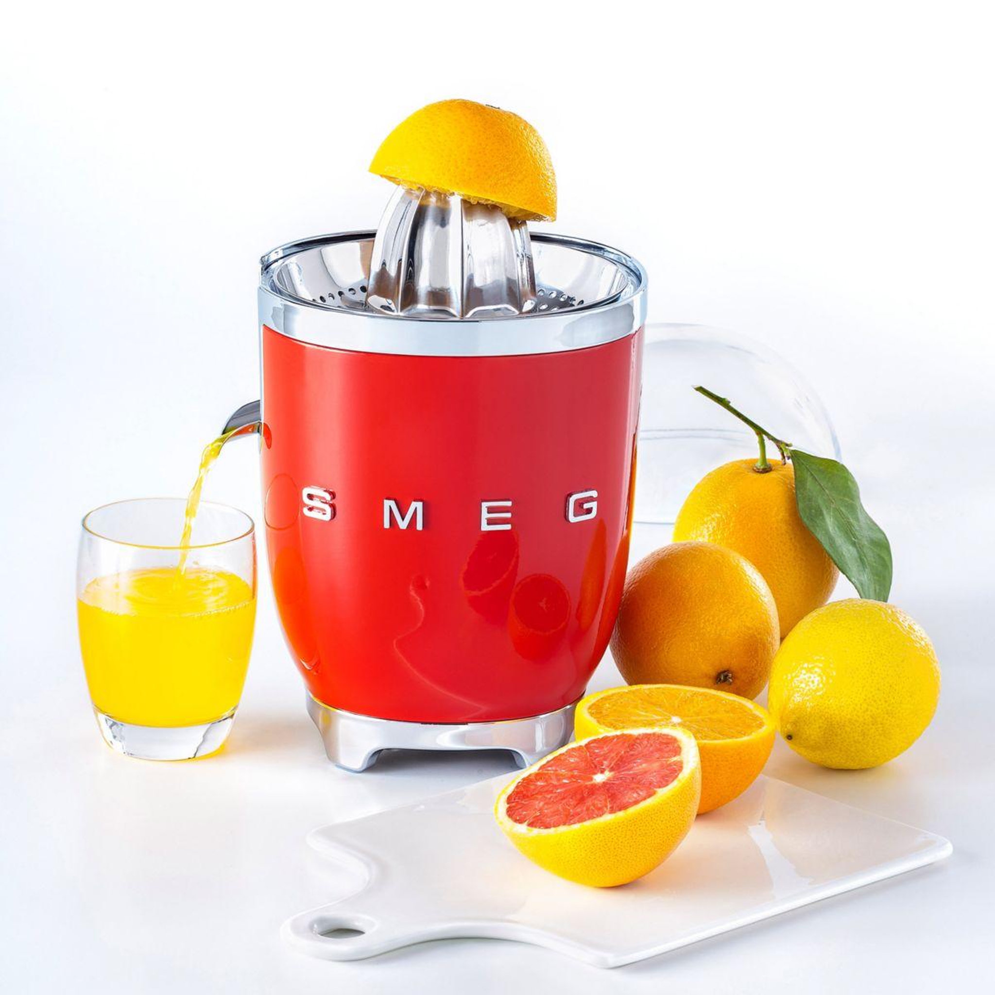 Voir la diapositive 4 : SMEG Presse-agrumes CJF11RDEU Rouge