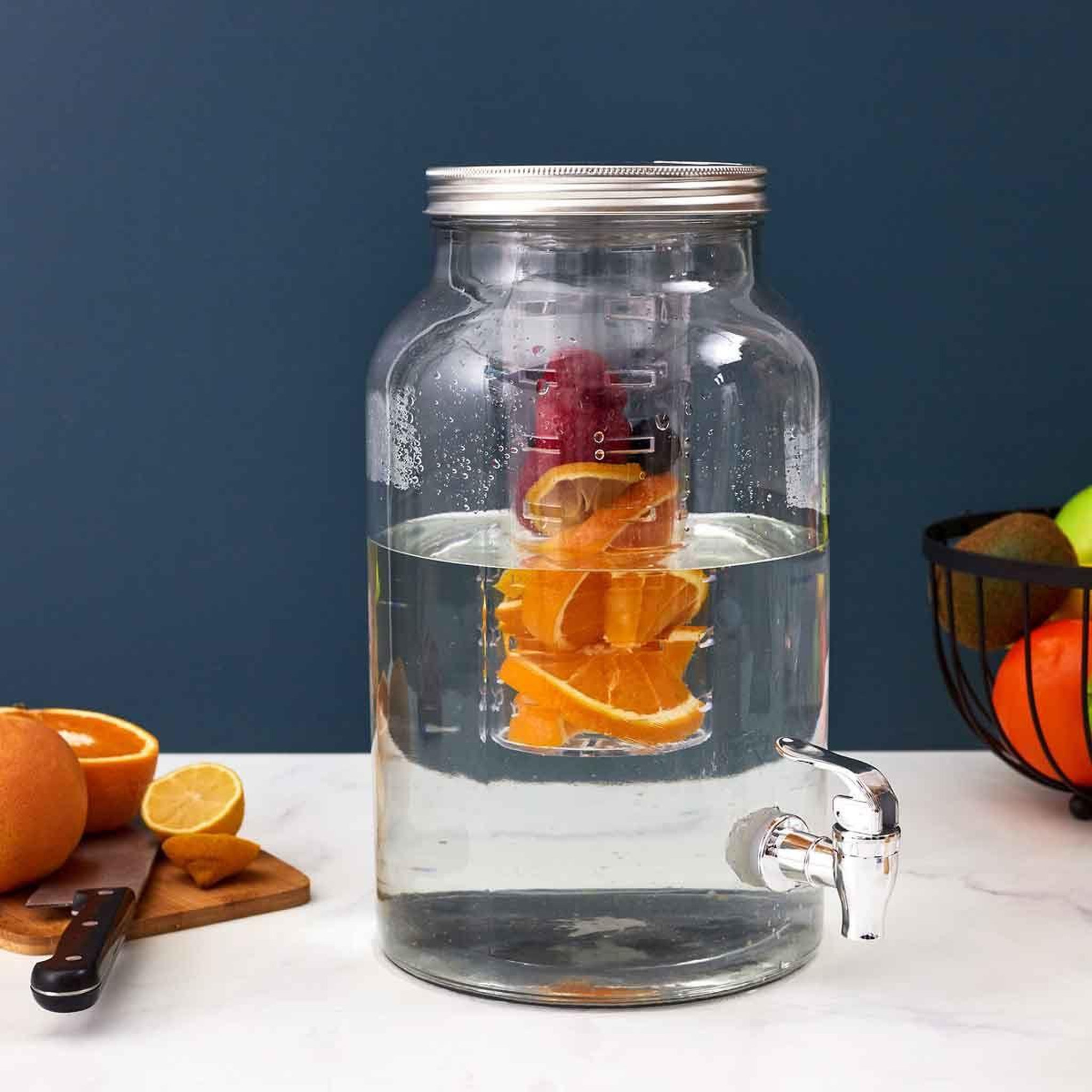 Voir la diapositive 4 : The Home Deco Factory Fontaine à Boisson  Infuseur  5,5L Transparent