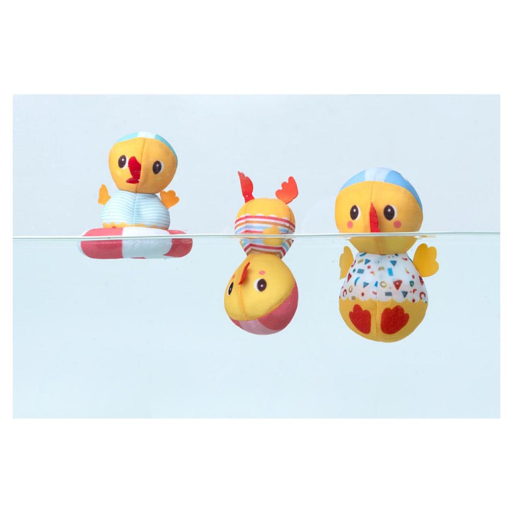 Voir la diapositive 3 : LILLIPUTIENS 3 canards au bord de l'eau - Jouet pour le bain