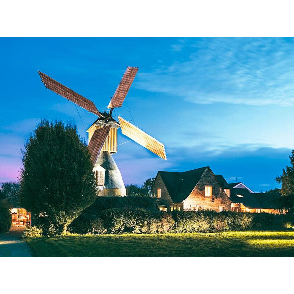 Smartbox 2 jours en hôtel 3* à deux pas d'Angers avec accès à l'espace bien-être - Coffret Cadeau Séjour