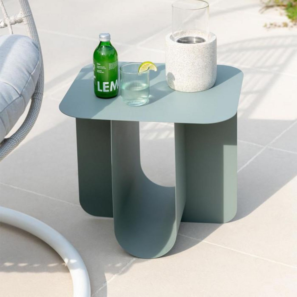 Paris Prix Table d'Appoint Carrée en Métal  Reva  39cm Vert