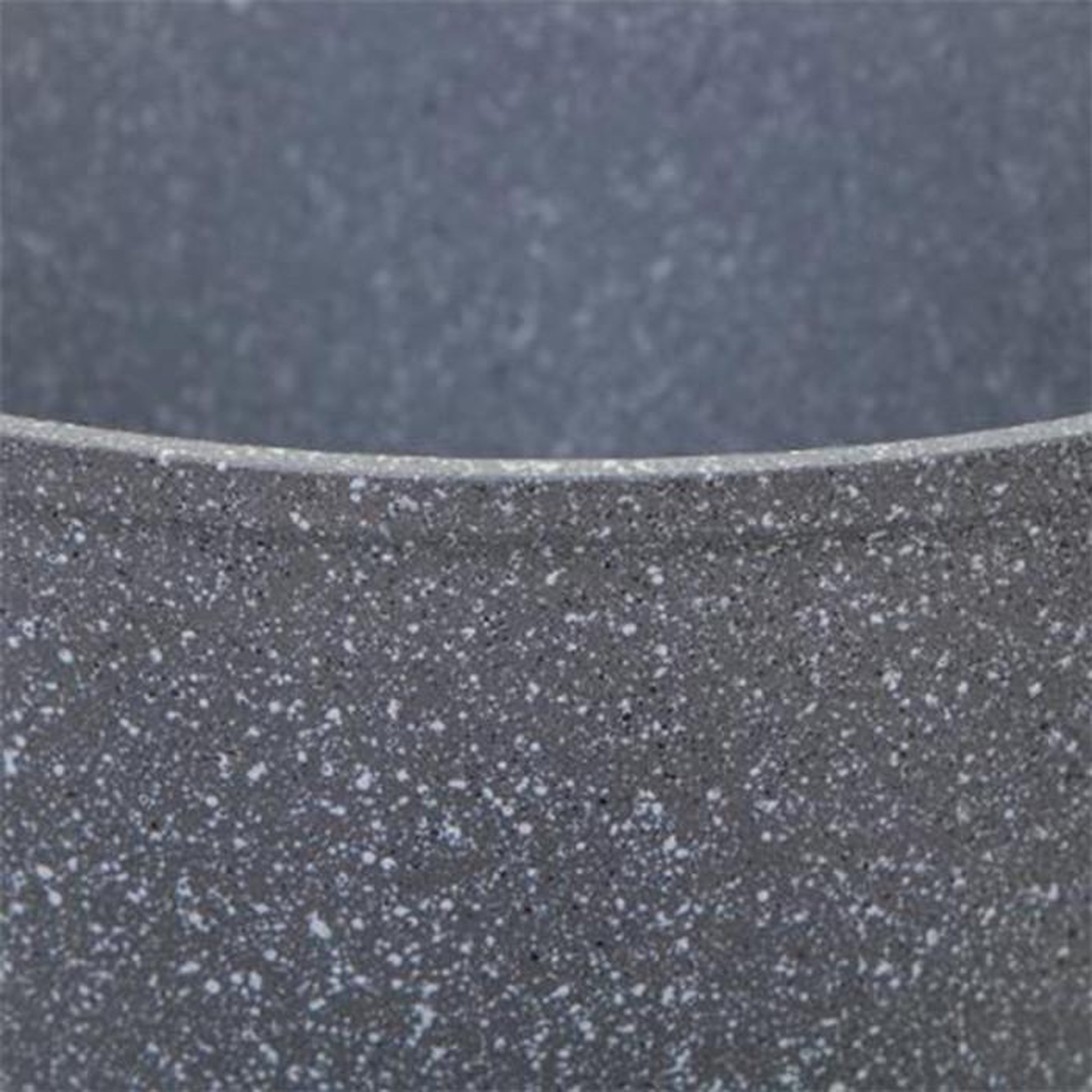 Voir la diapositive 2 : FIVE Poêle en Aluminium  Nature  20cm Gris