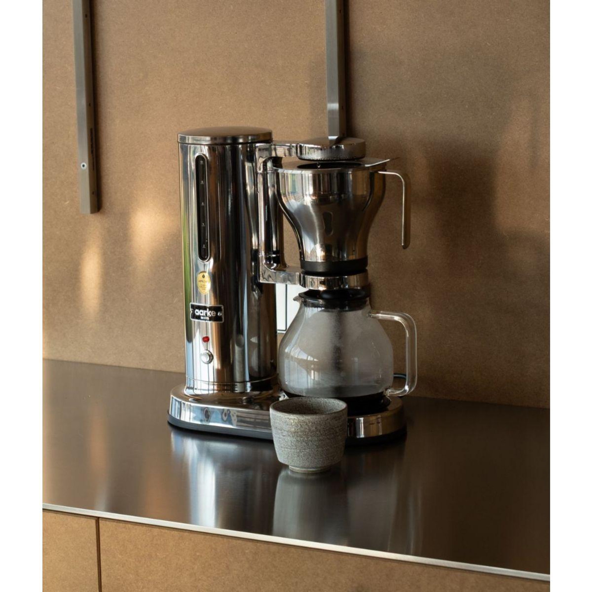 Voir la diapositive 2 : AARKE Cafetière filtre aaa1300
